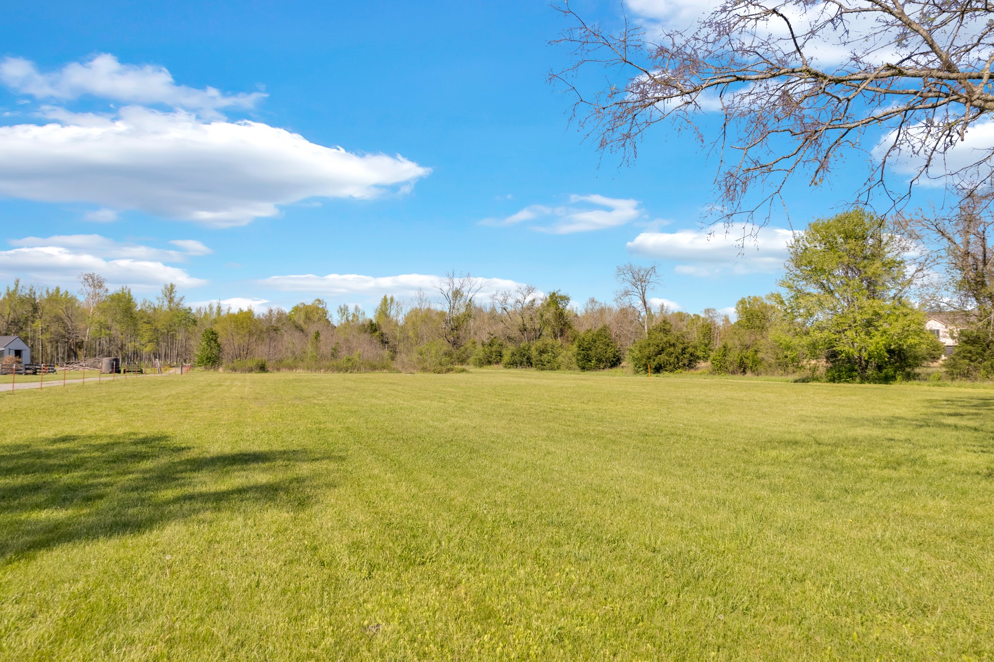 13928 Highway 99 Property Photo