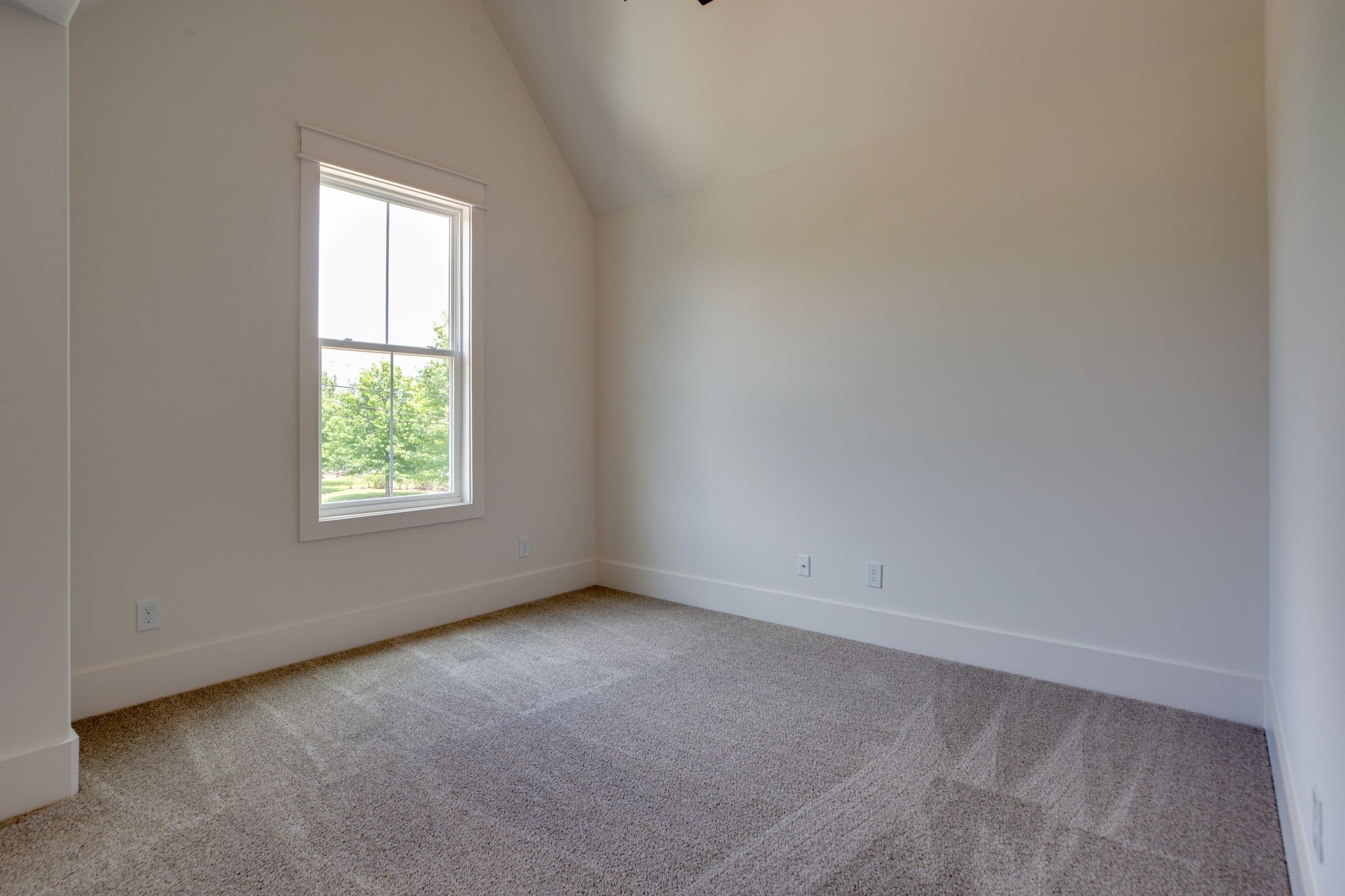446 Roberts St Property Photo 23