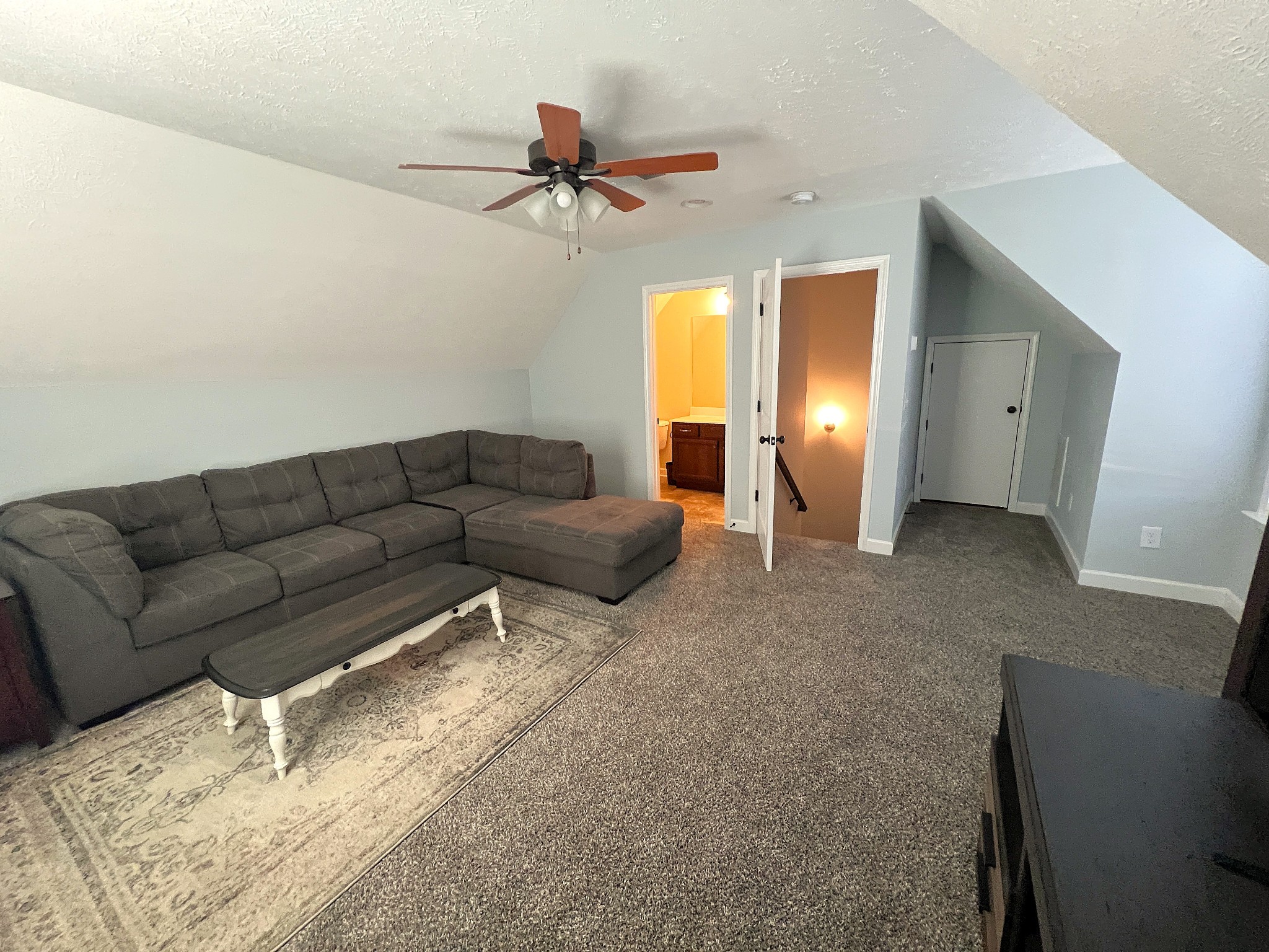 2939 Ronstadt Dr Property Photo 9