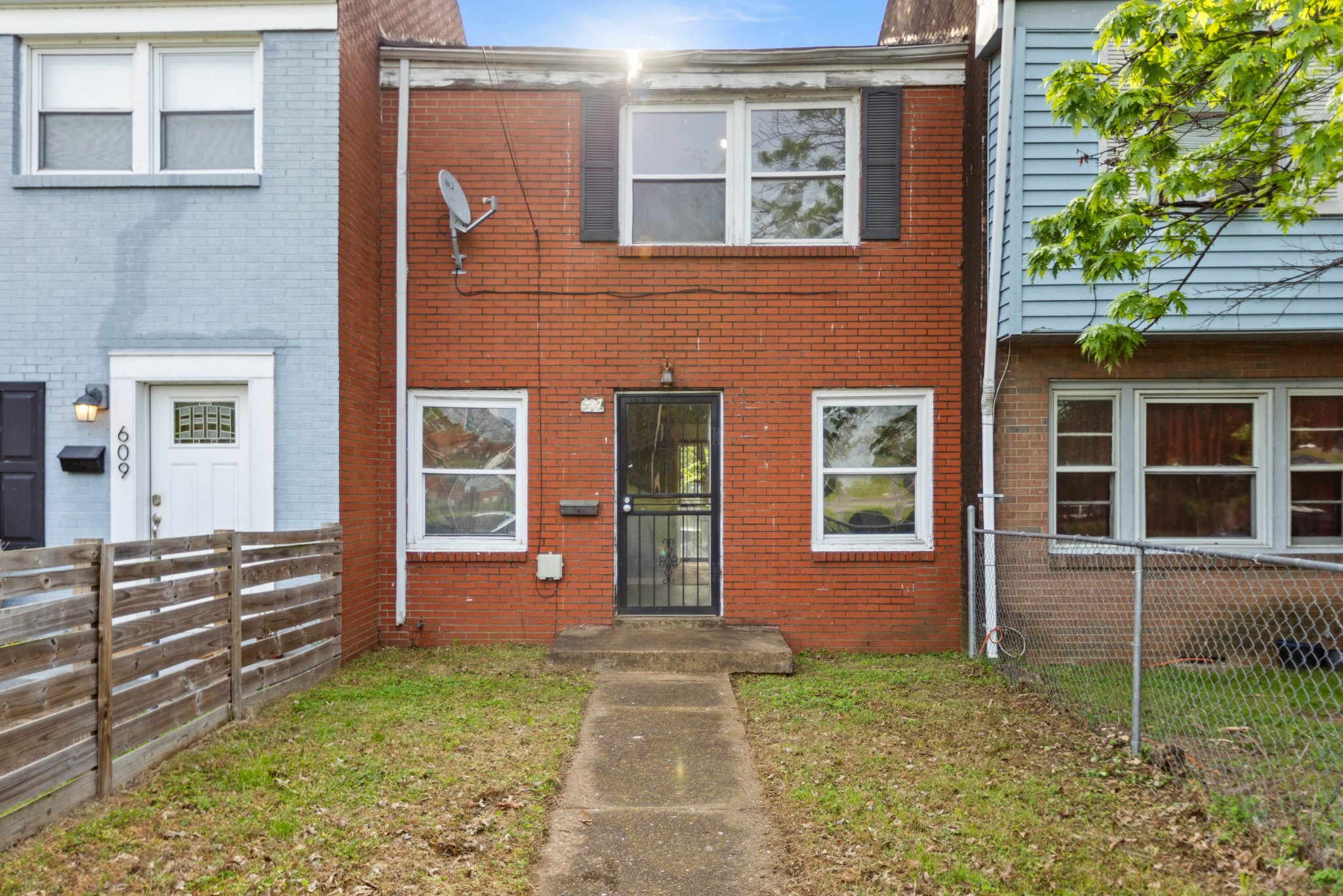 607 Lischey Ave Property Photo 1