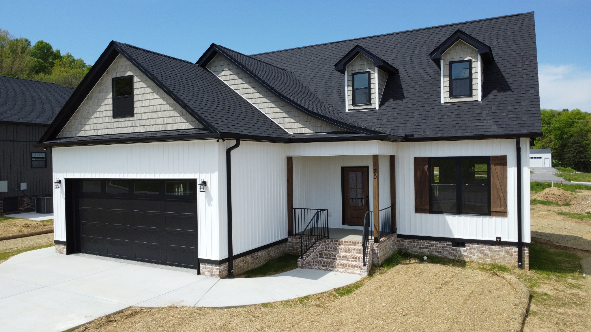 70 Rolling Meadows Ln Property Photo