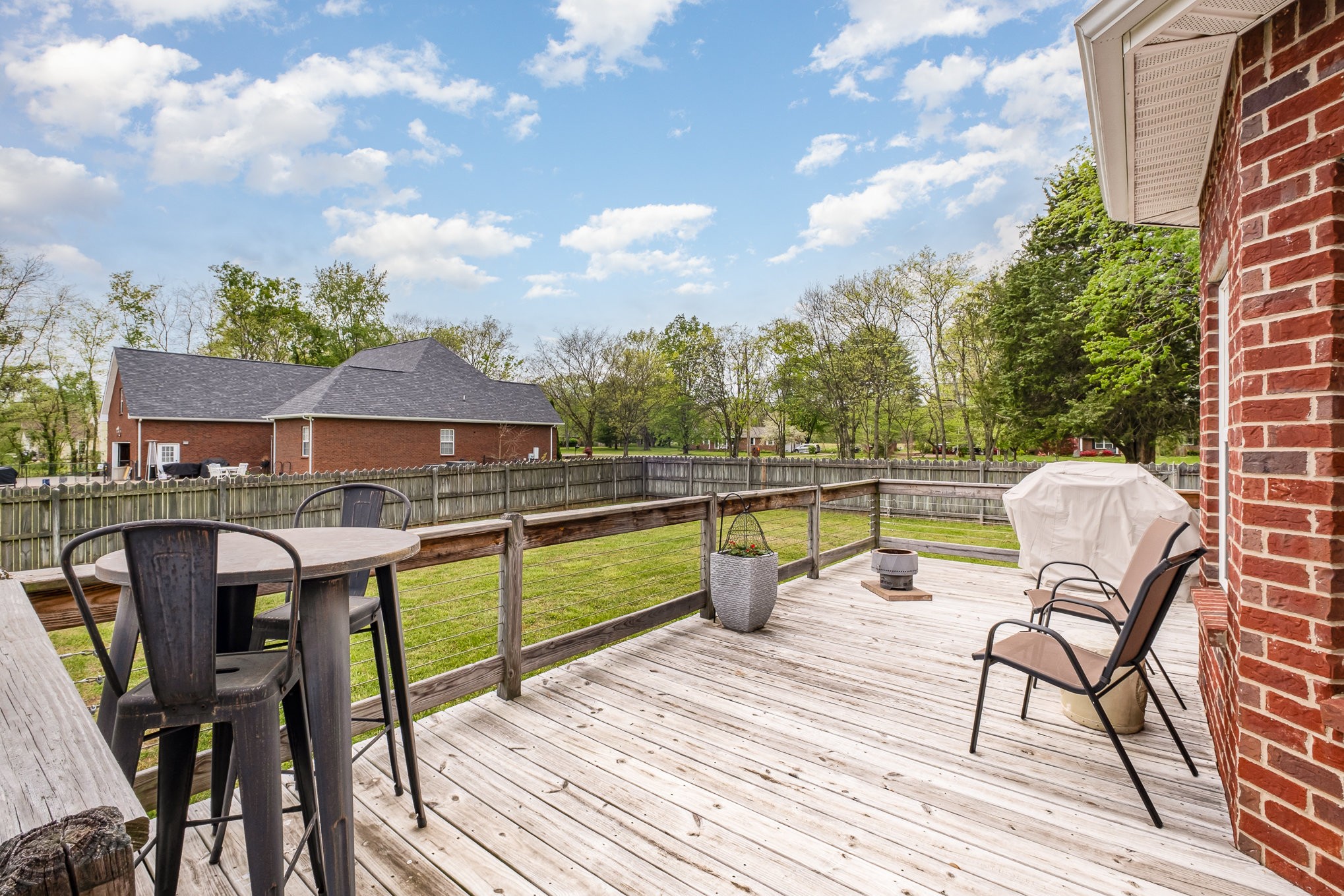 102 Munson Ct Property Photo 42