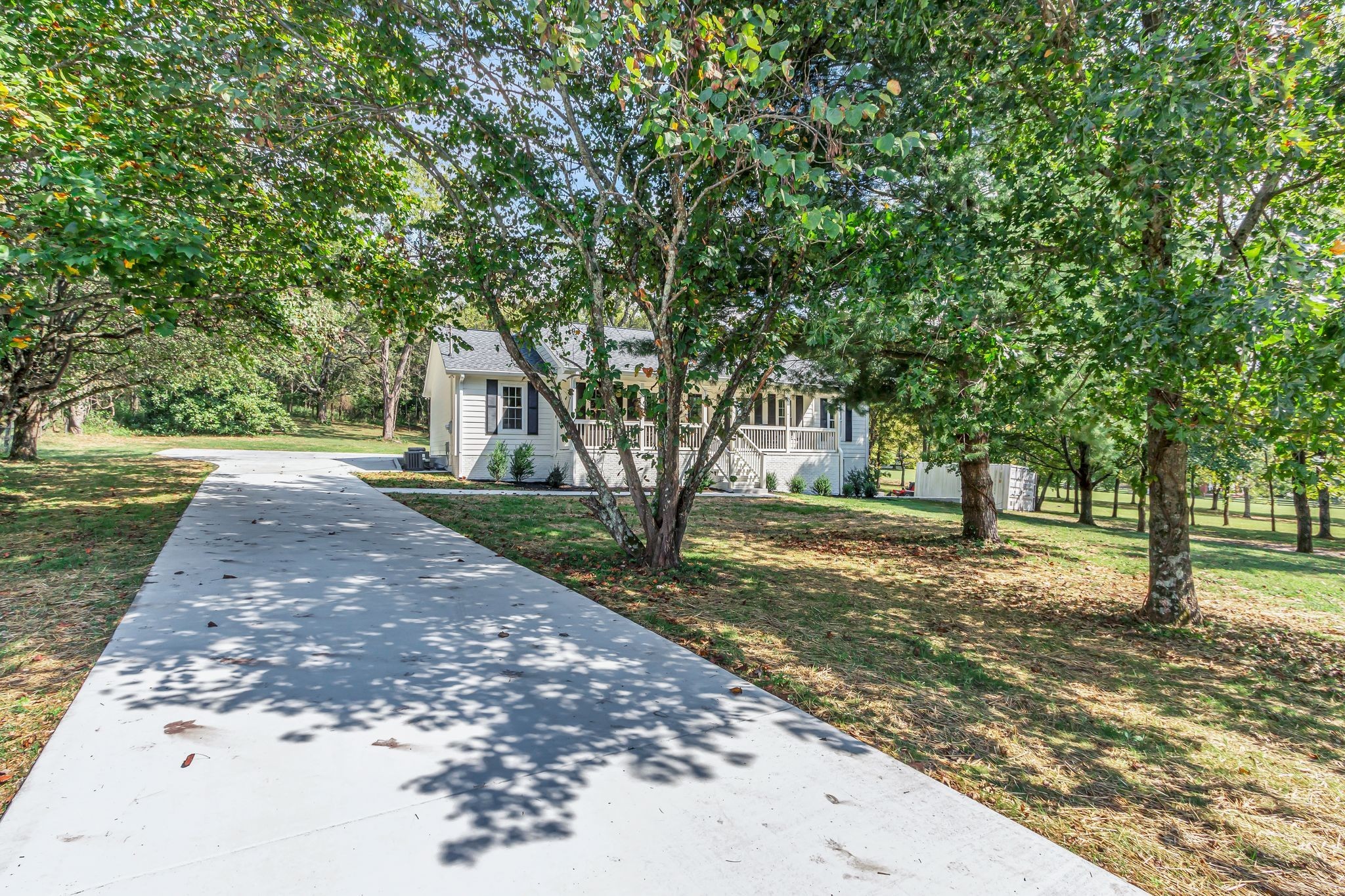 670 Northridge Road Property Photo 5