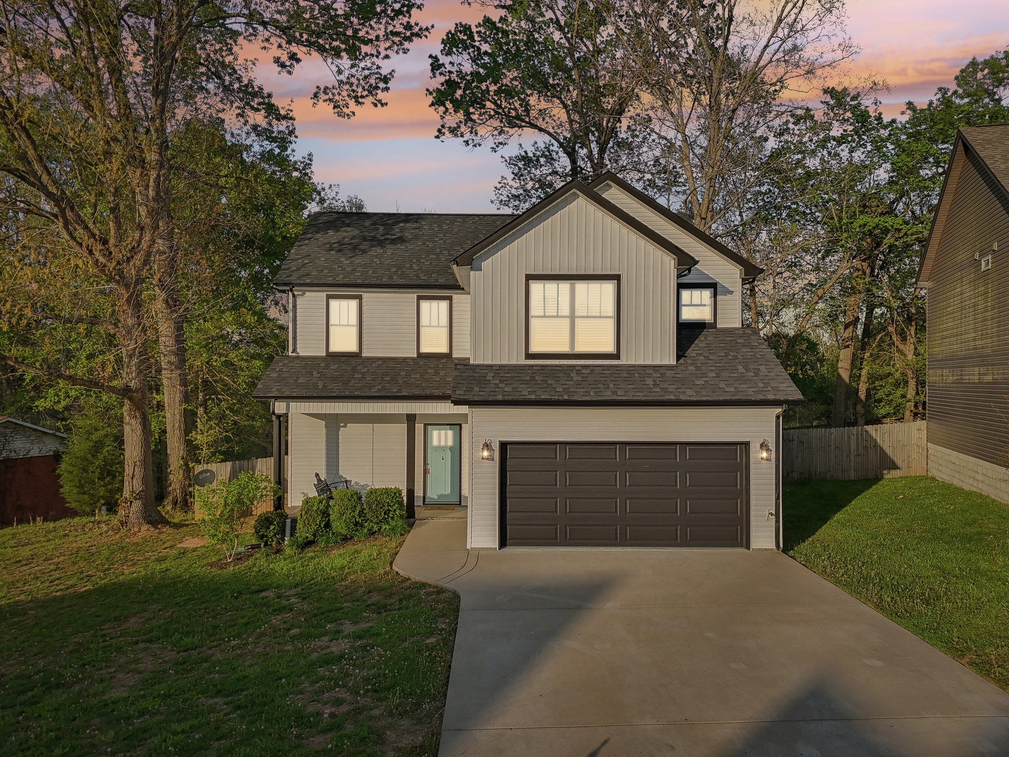 1083 Fuji Ln Property Photo 1
