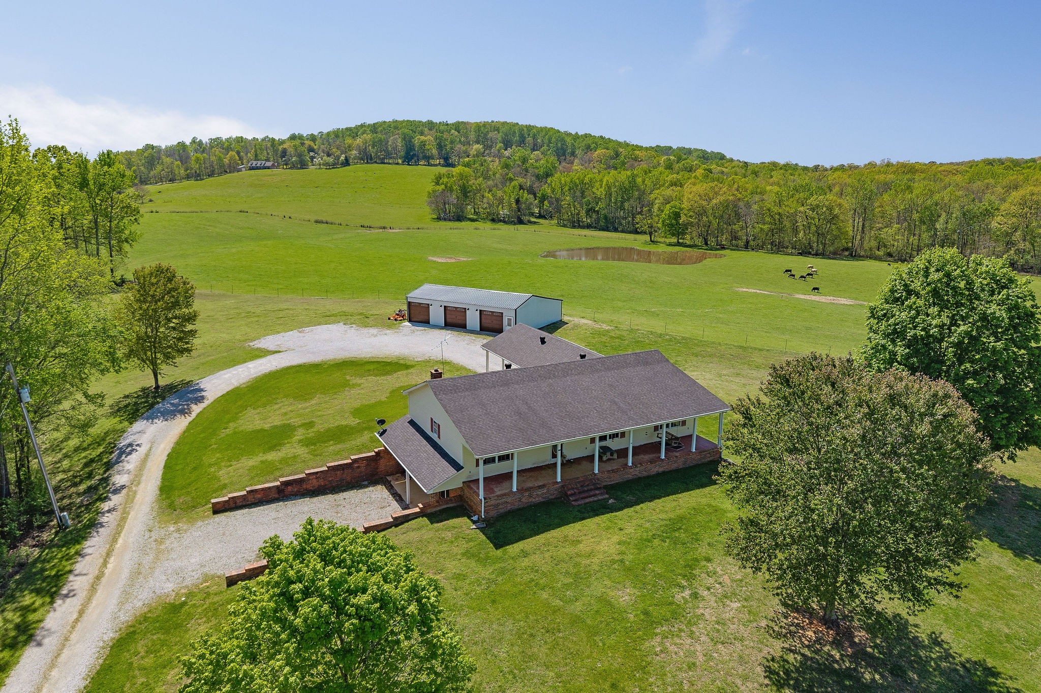 170 Champagne Ln Property Photo 1