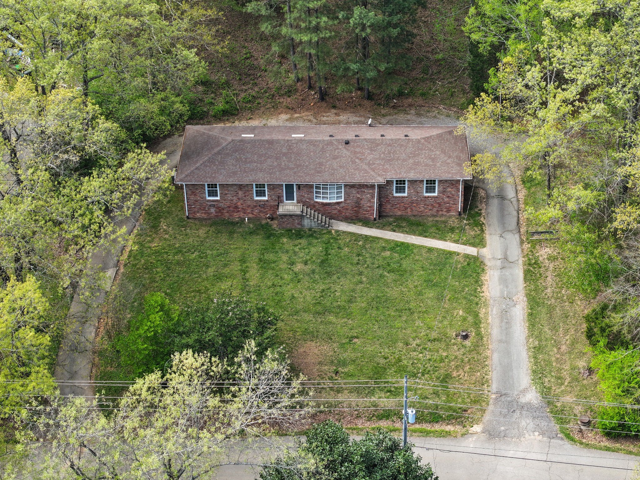 231 Valley View Rd Property Photo