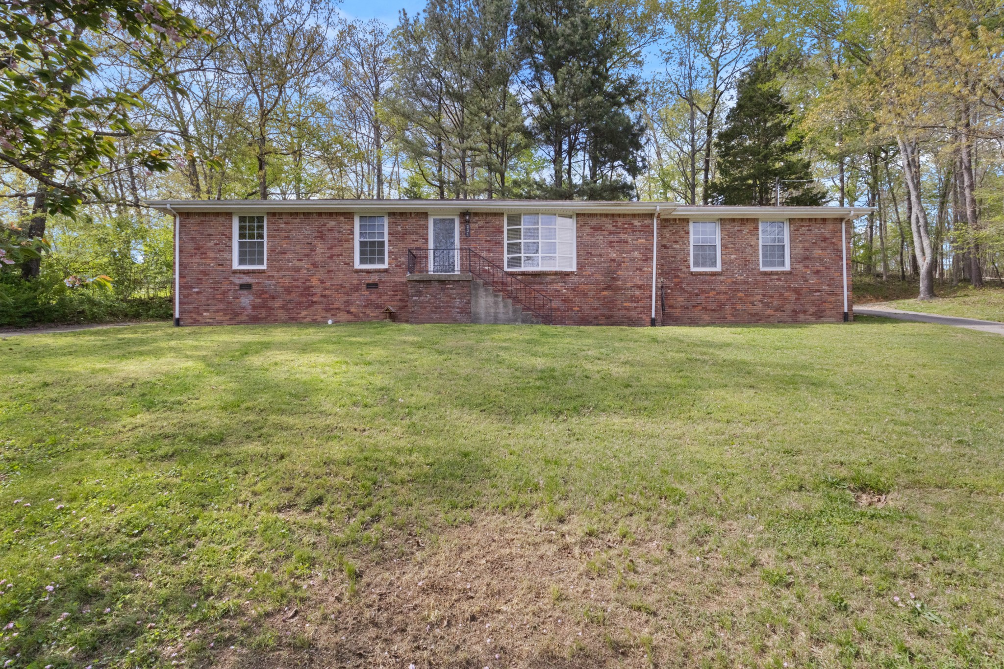 231 Valley View Rd Property Photo 10