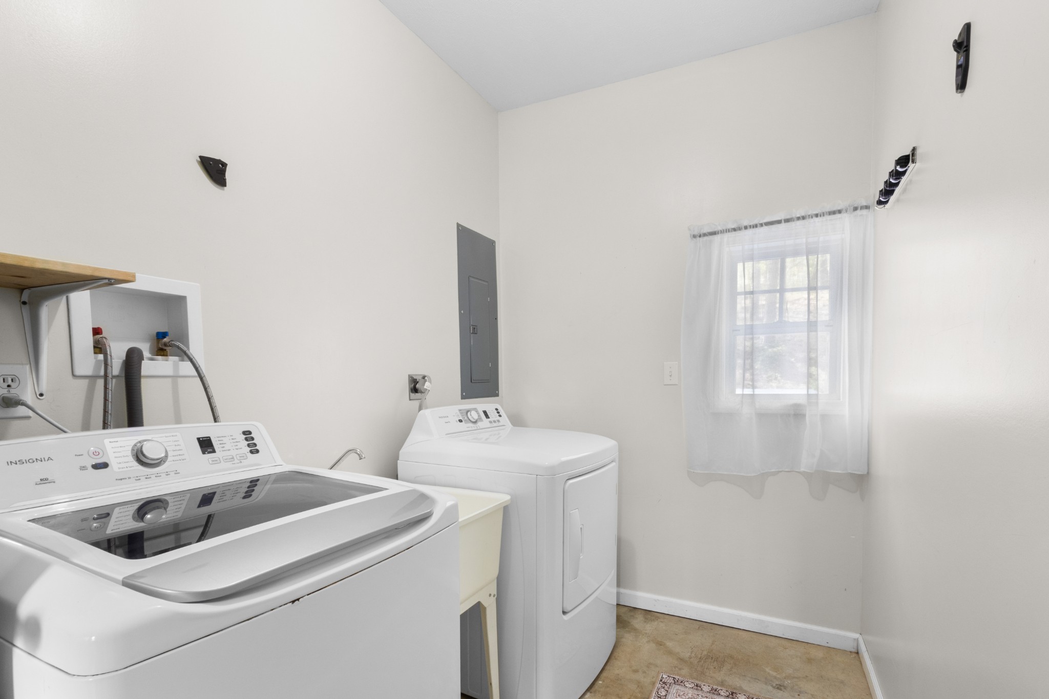231 Valley View Rd Property Photo 17