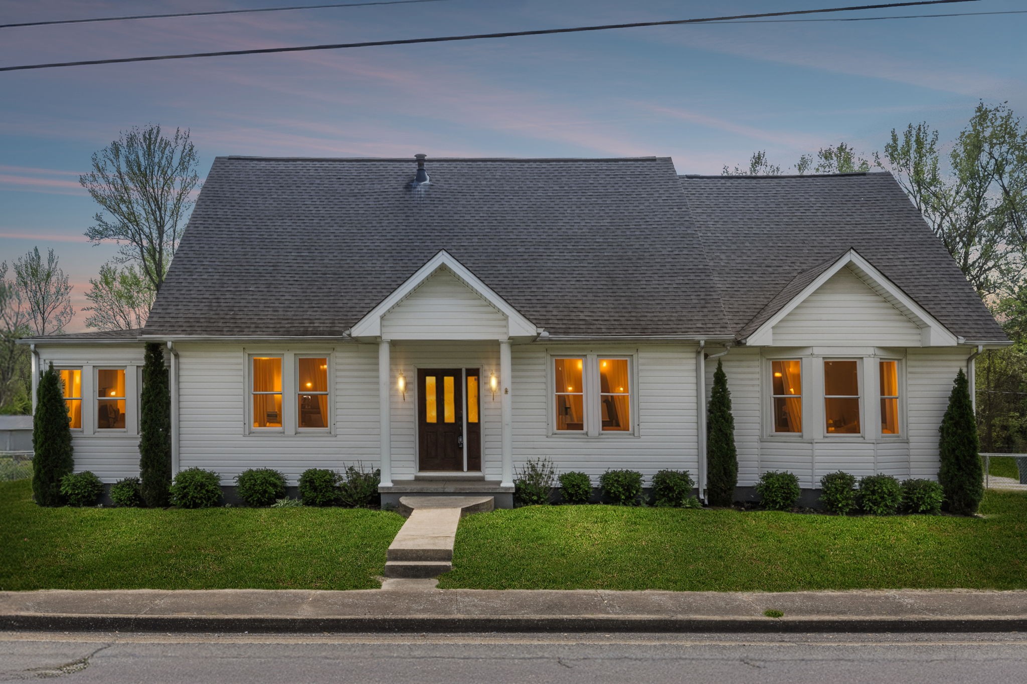 Waverly Real Estate Listings Main Image