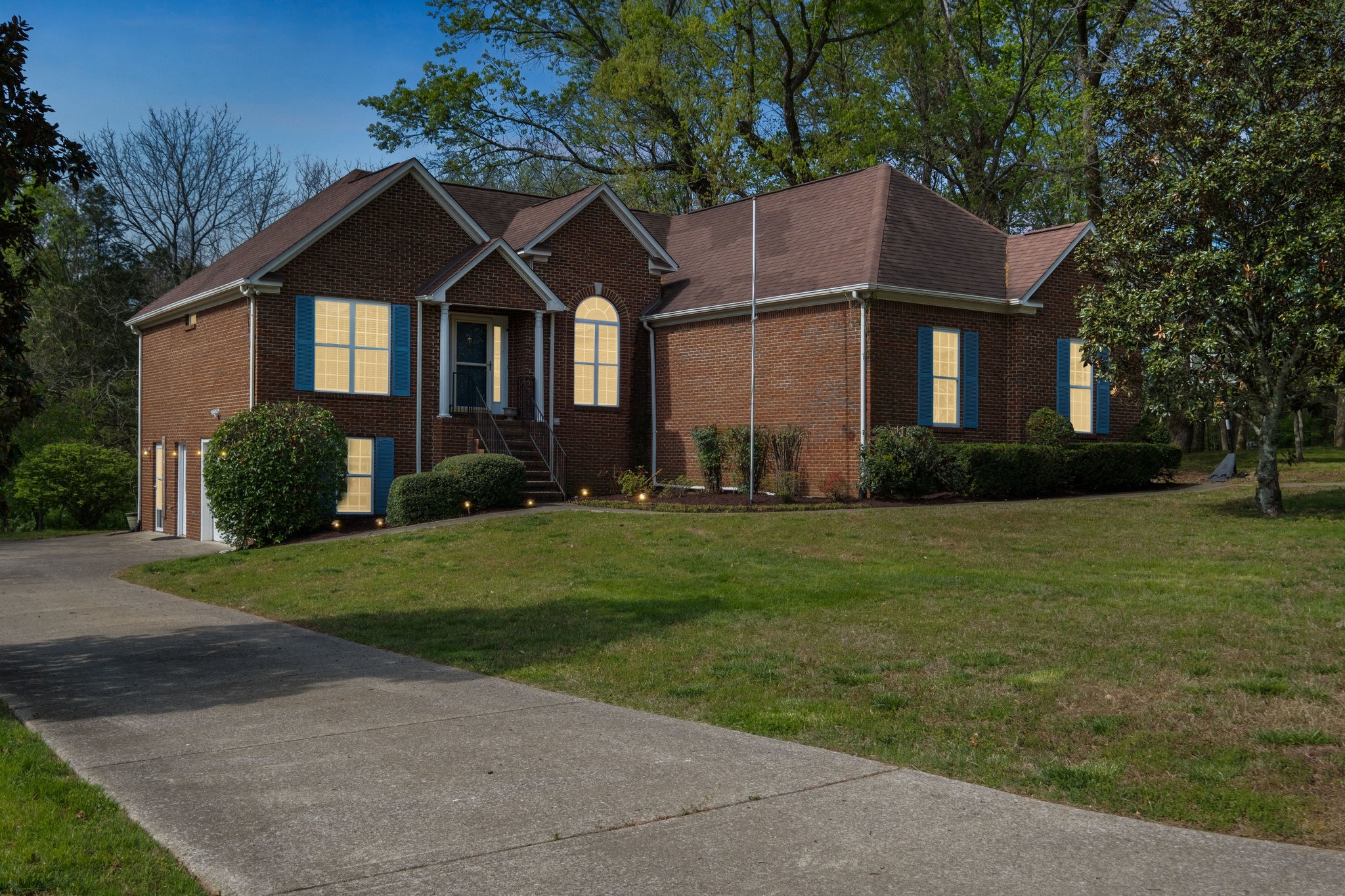 904 Everyman Ct Property Photo 1