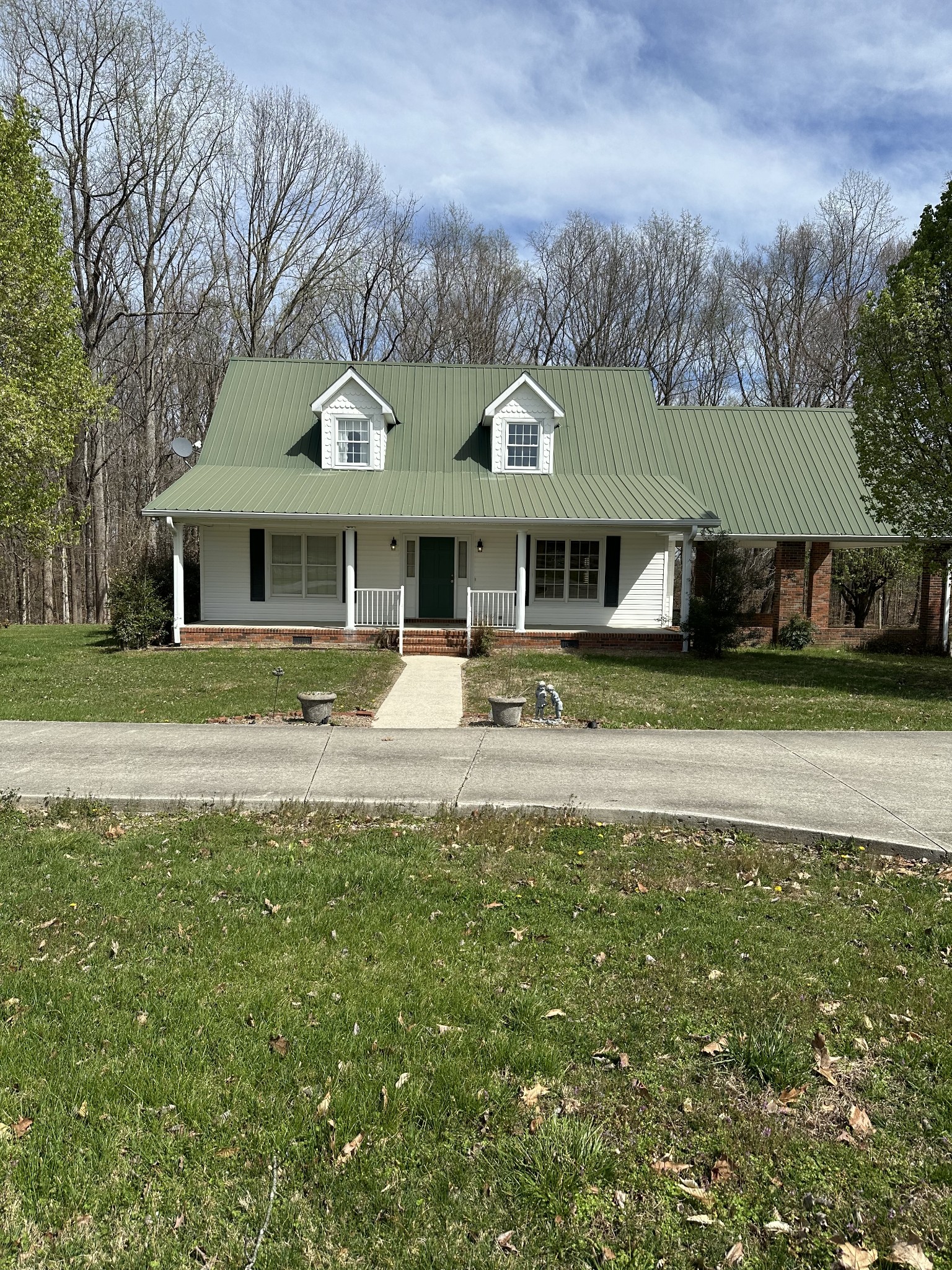 207 Rayellen Ln Property Photo
