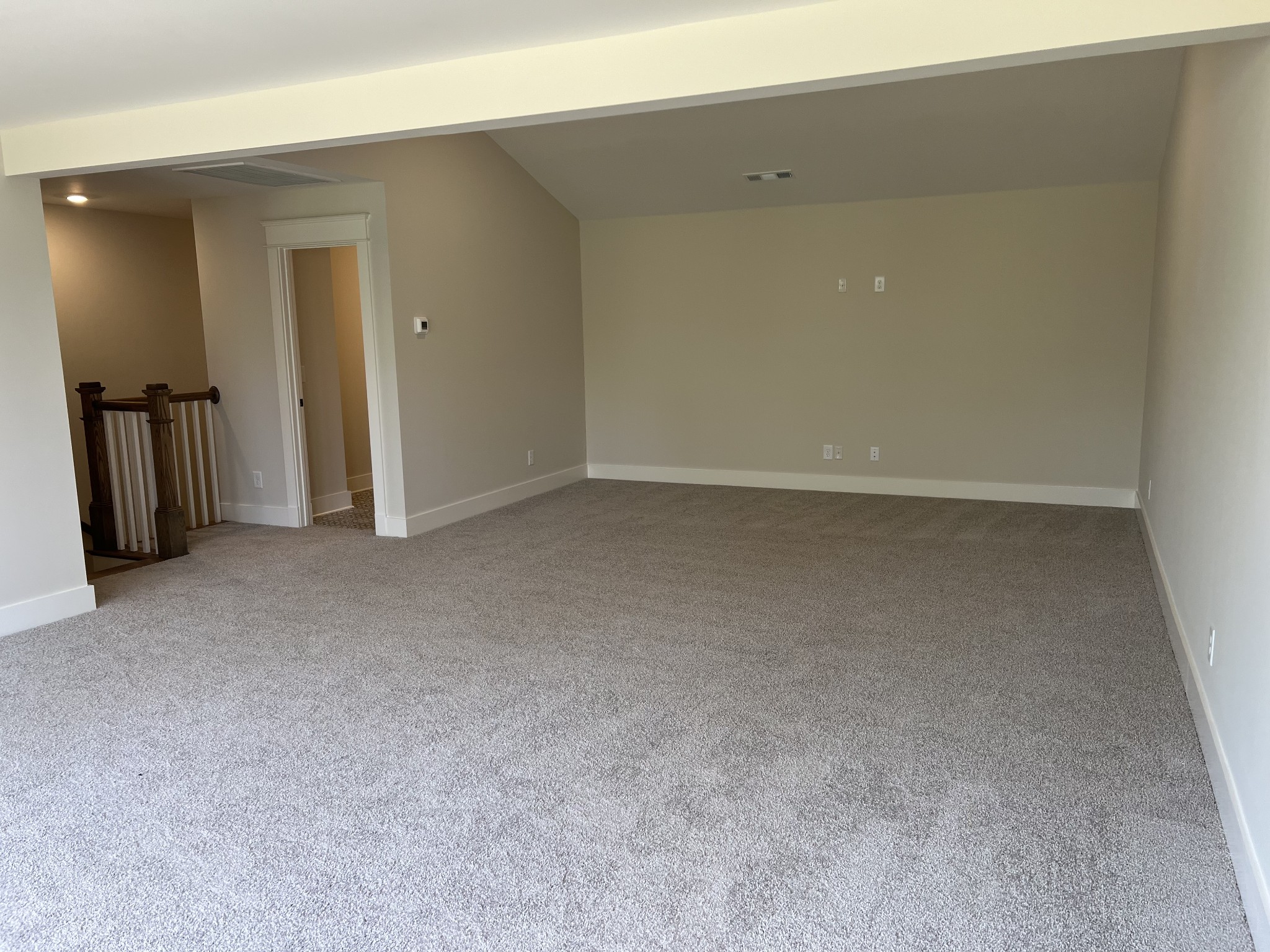 7285 Northwest Hwy Property Photo 16