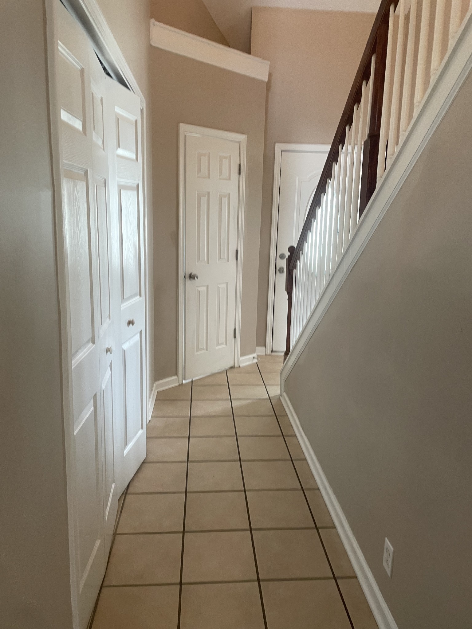 3456 Hamberton Cir Property Photo 5
