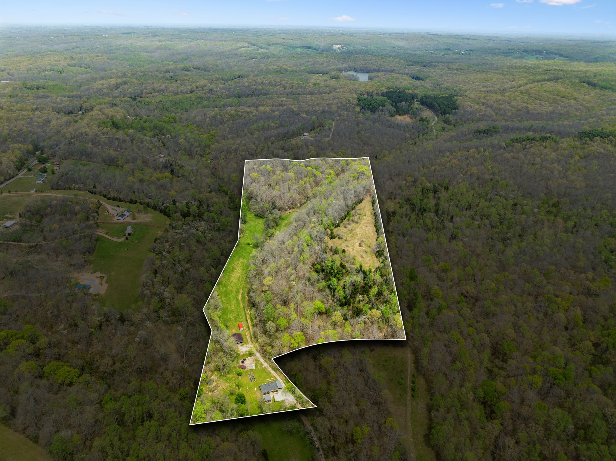 5822 Fly Hollow Rd Property Photo 1