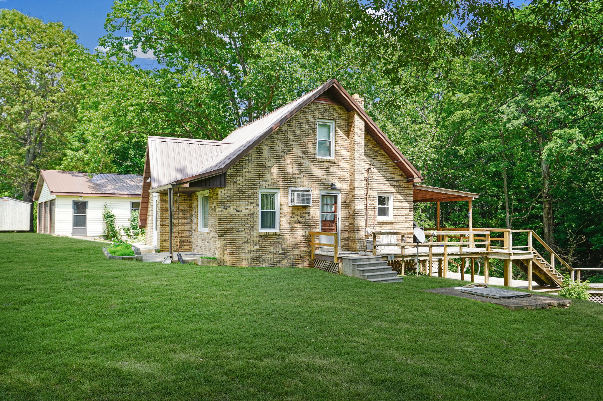 2364 Old Hwy 79 Property Photo 2