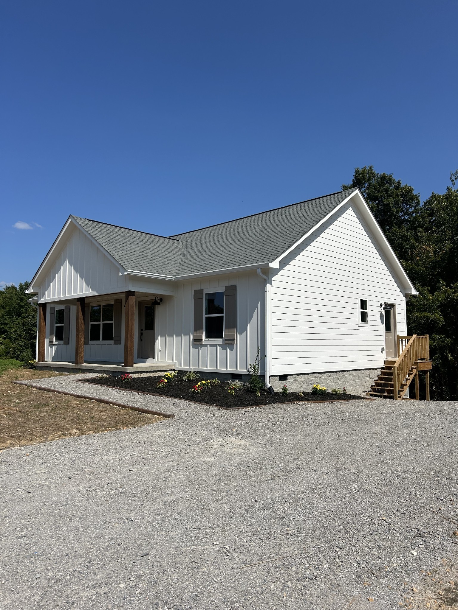 2338 Rhea Branch Rd Property Photo 5