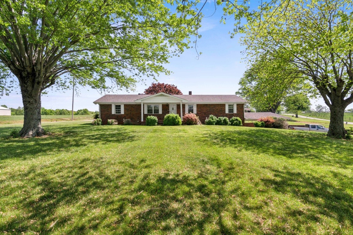 37083 Real Estate Listings Main Image
