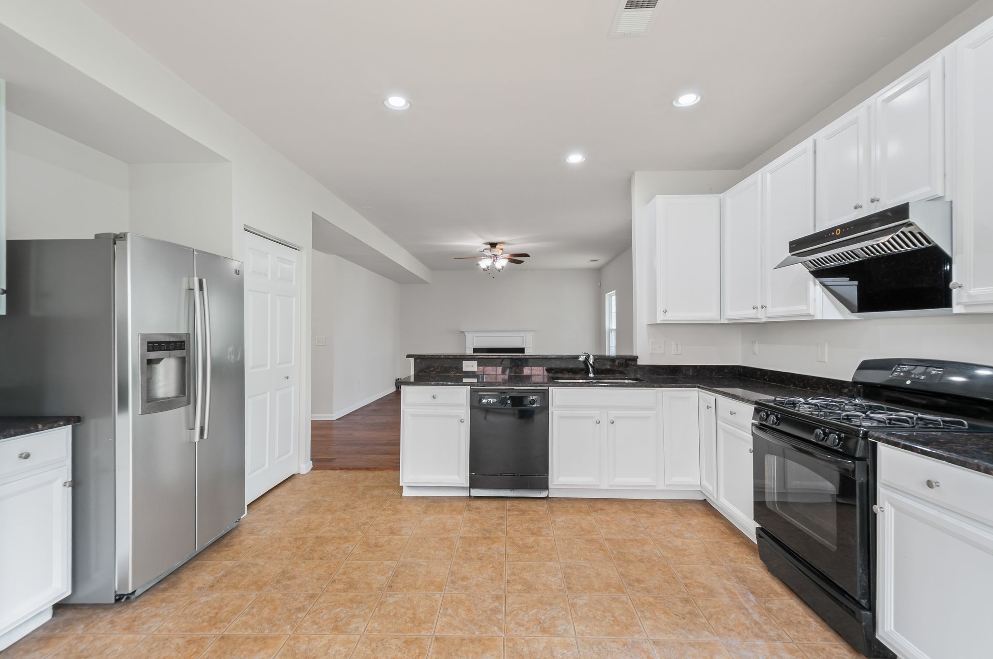2005 Silverton Cir Property Photo 21