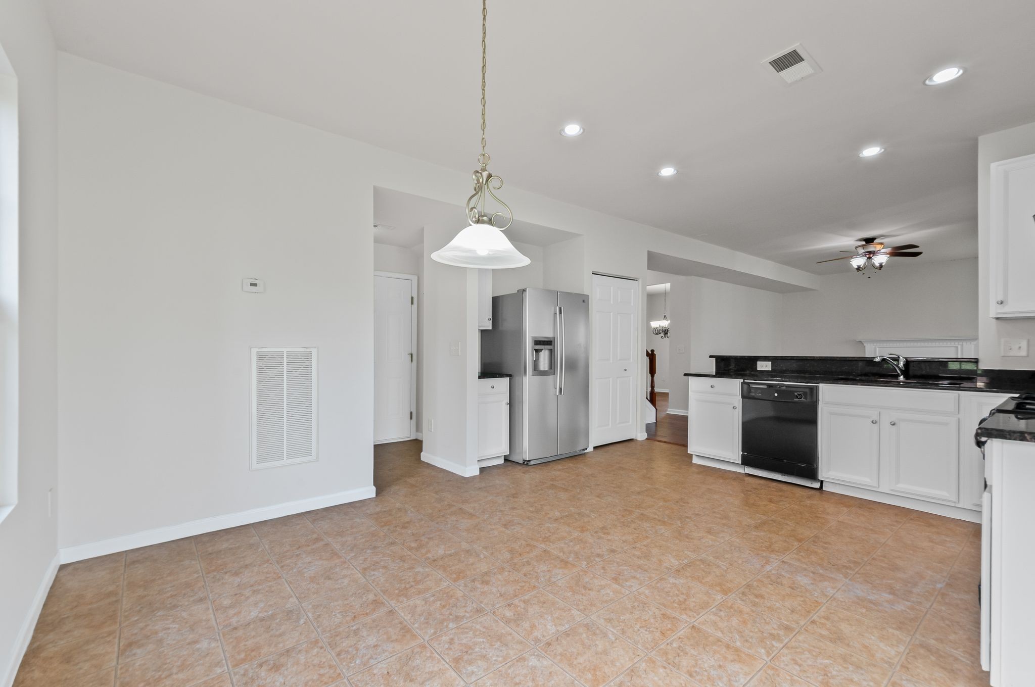 2005 Silverton Cir Property Photo 24