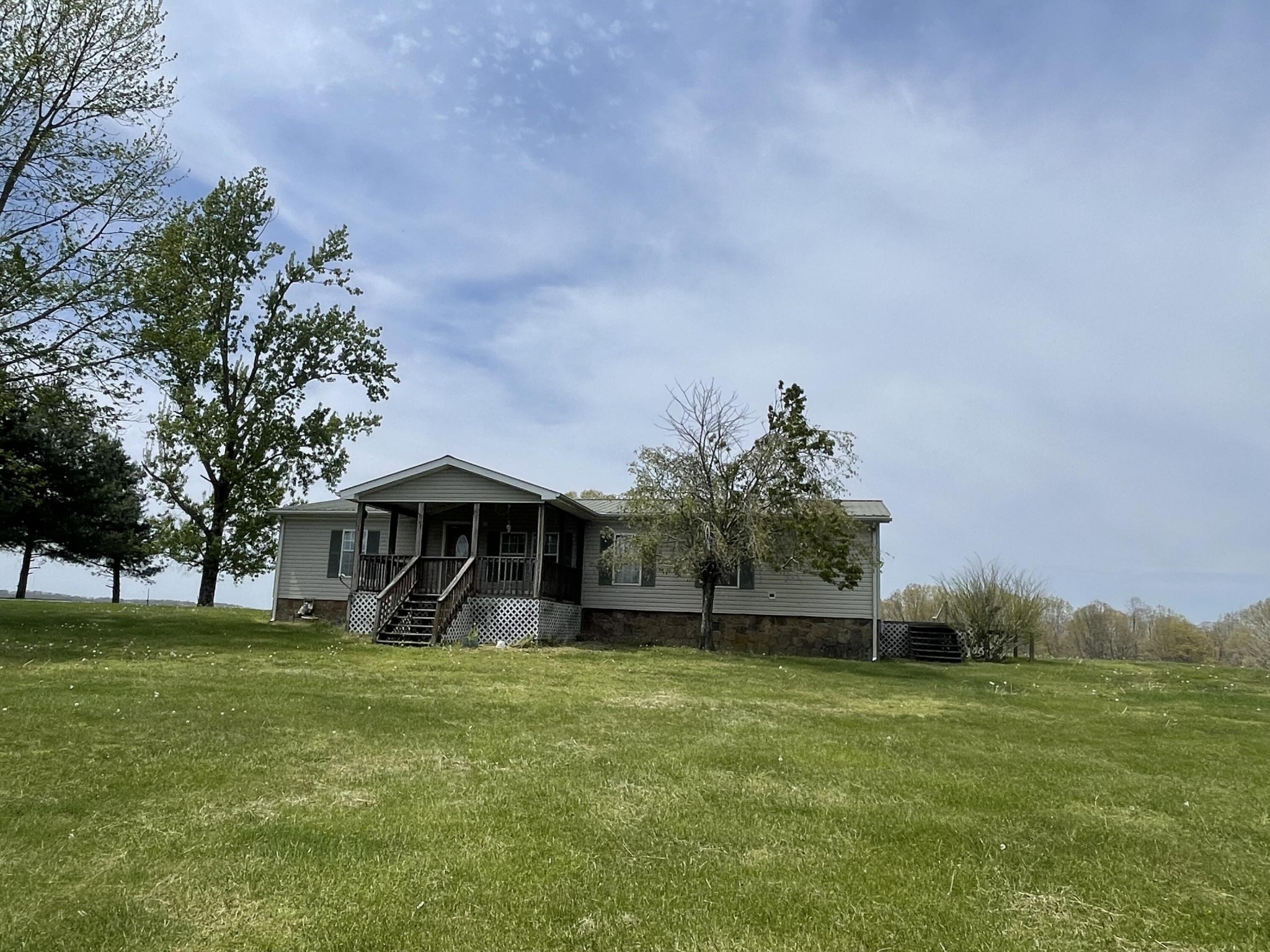 193 Lynn Rothwell Road Property Photo 3