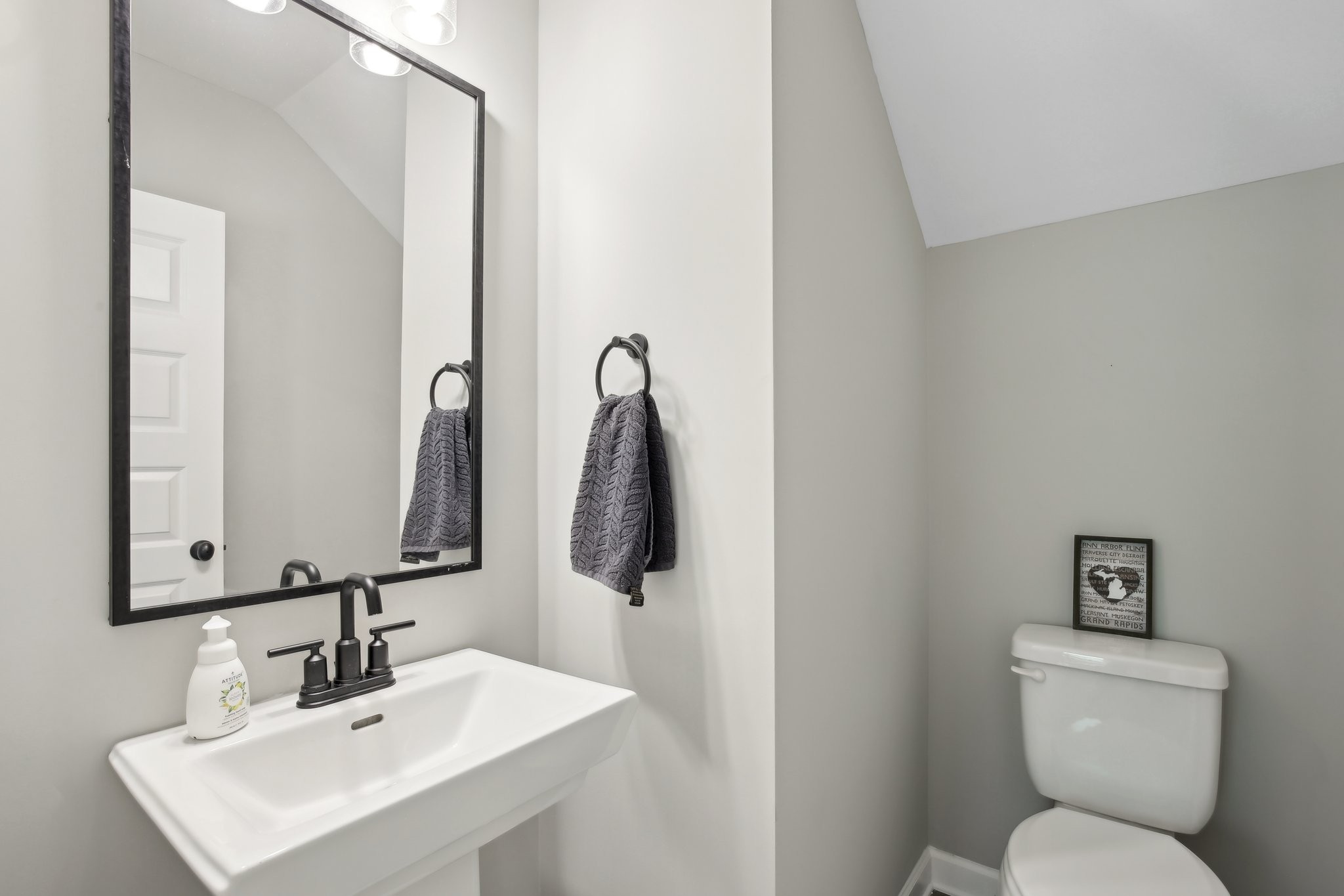2551 Napa Valley Way Property Photo 23