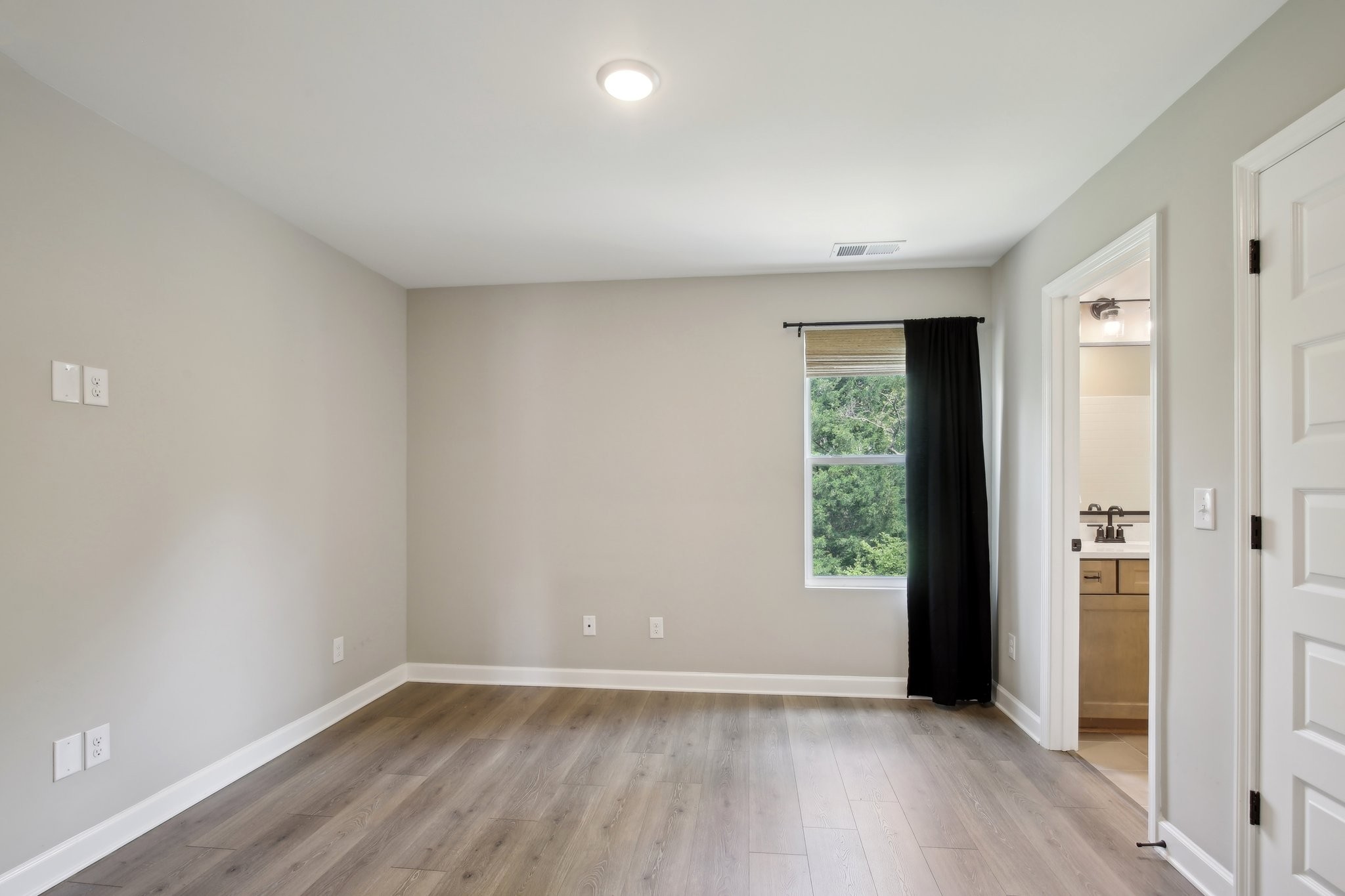 2551 Napa Valley Way Property Photo 24