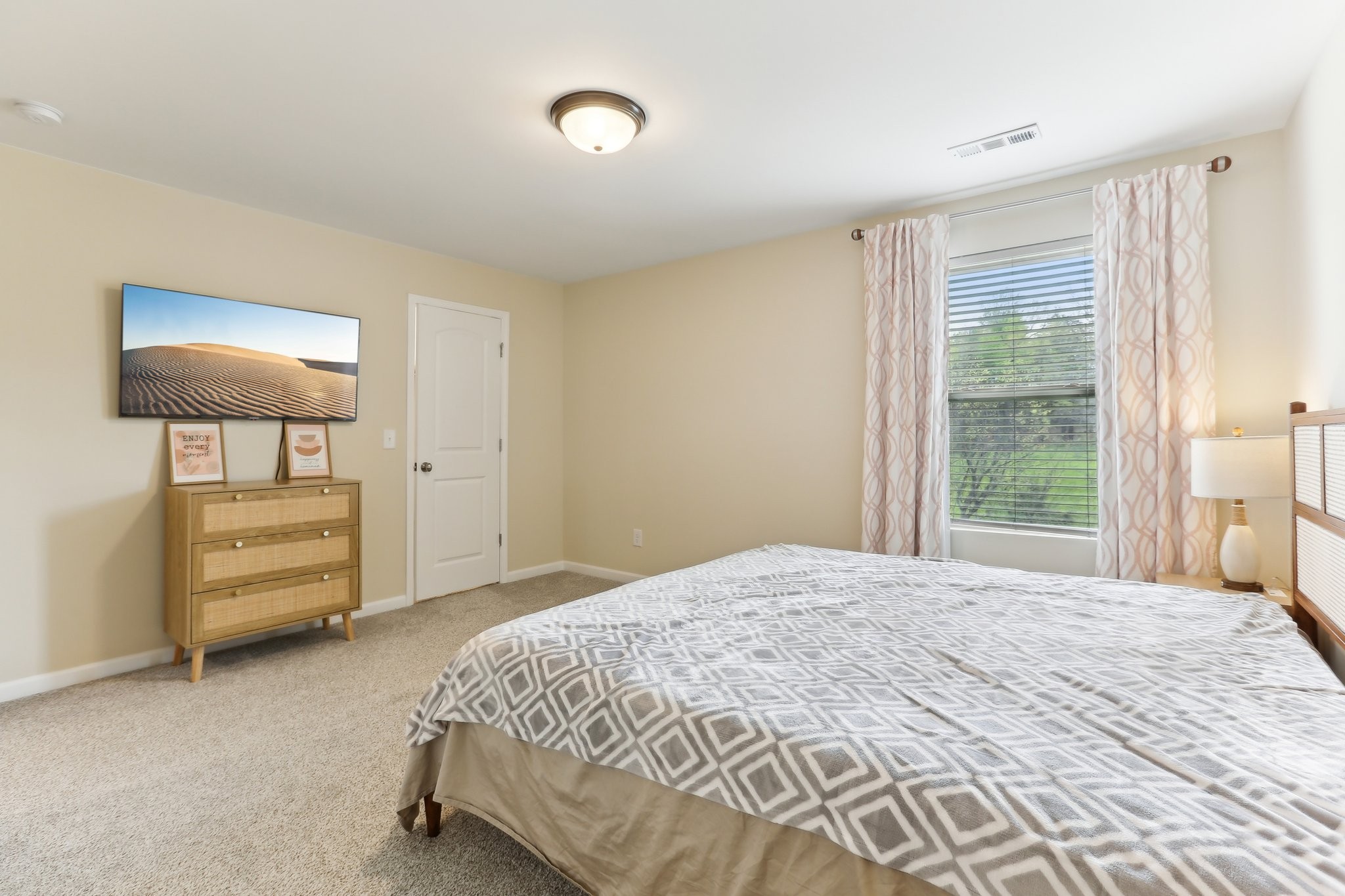 1025 Glover Hills Dr Property Photo 48