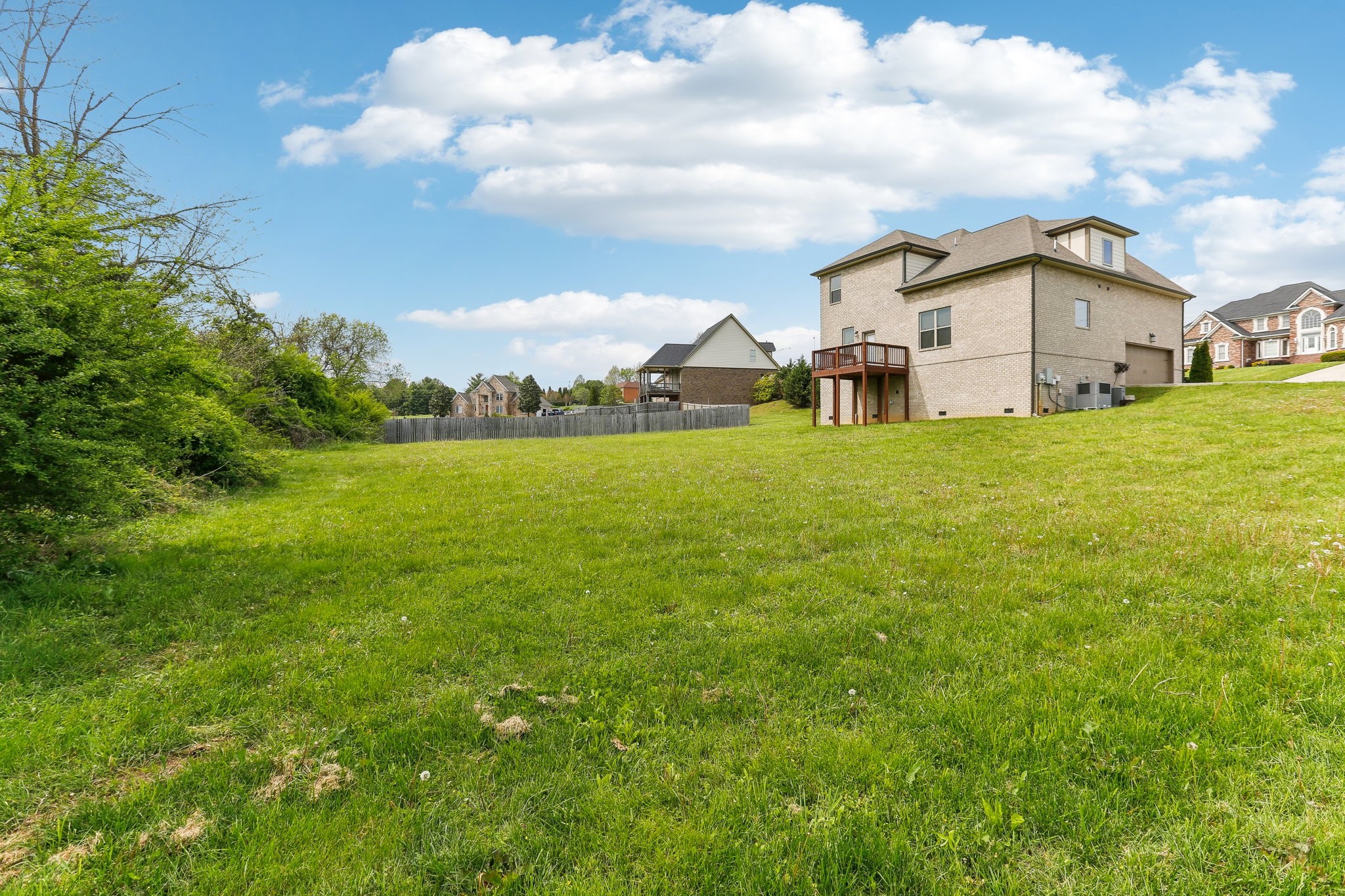 1025 Glover Hills Dr Property Photo 66
