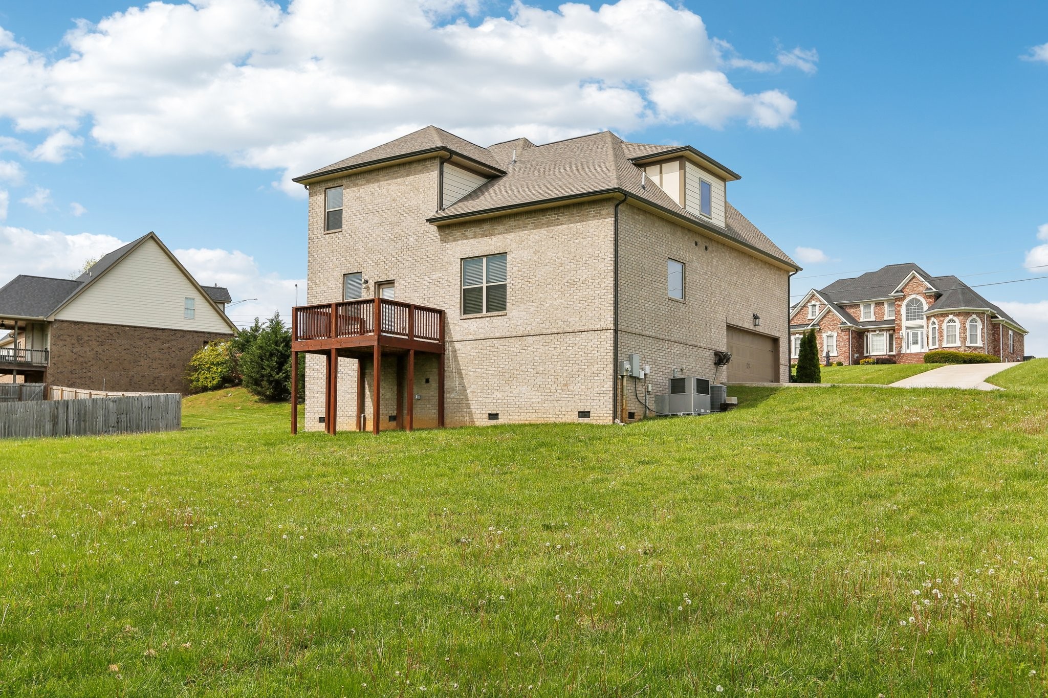1025 Glover Hills Dr Property Photo 67