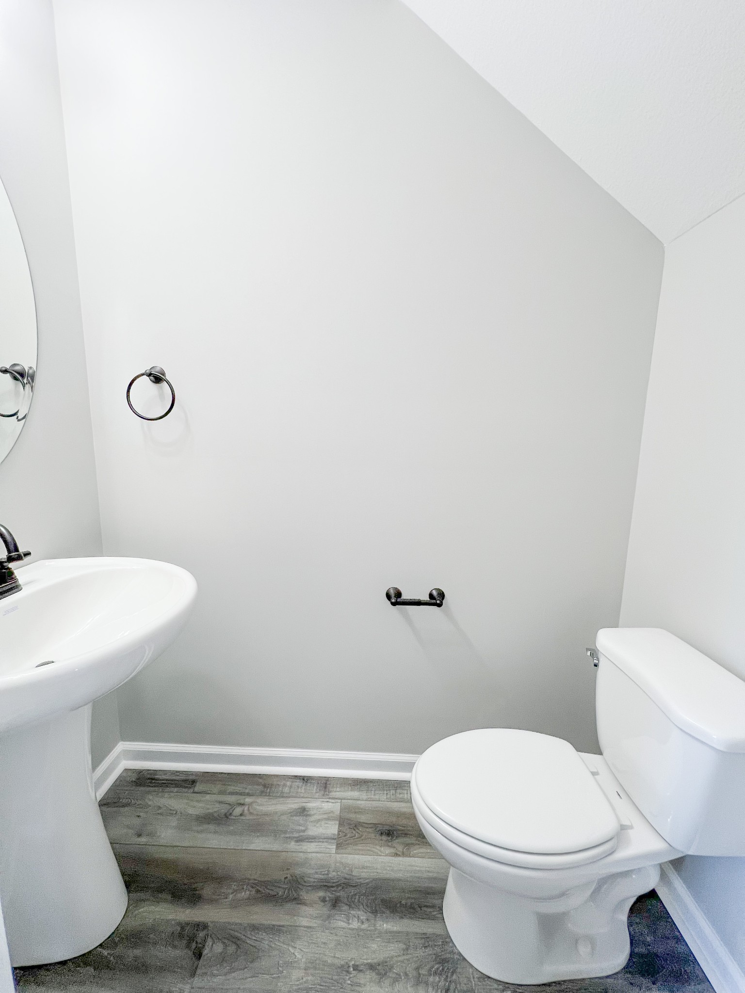 2208 Eldos Trace Cir Property Photo 9
