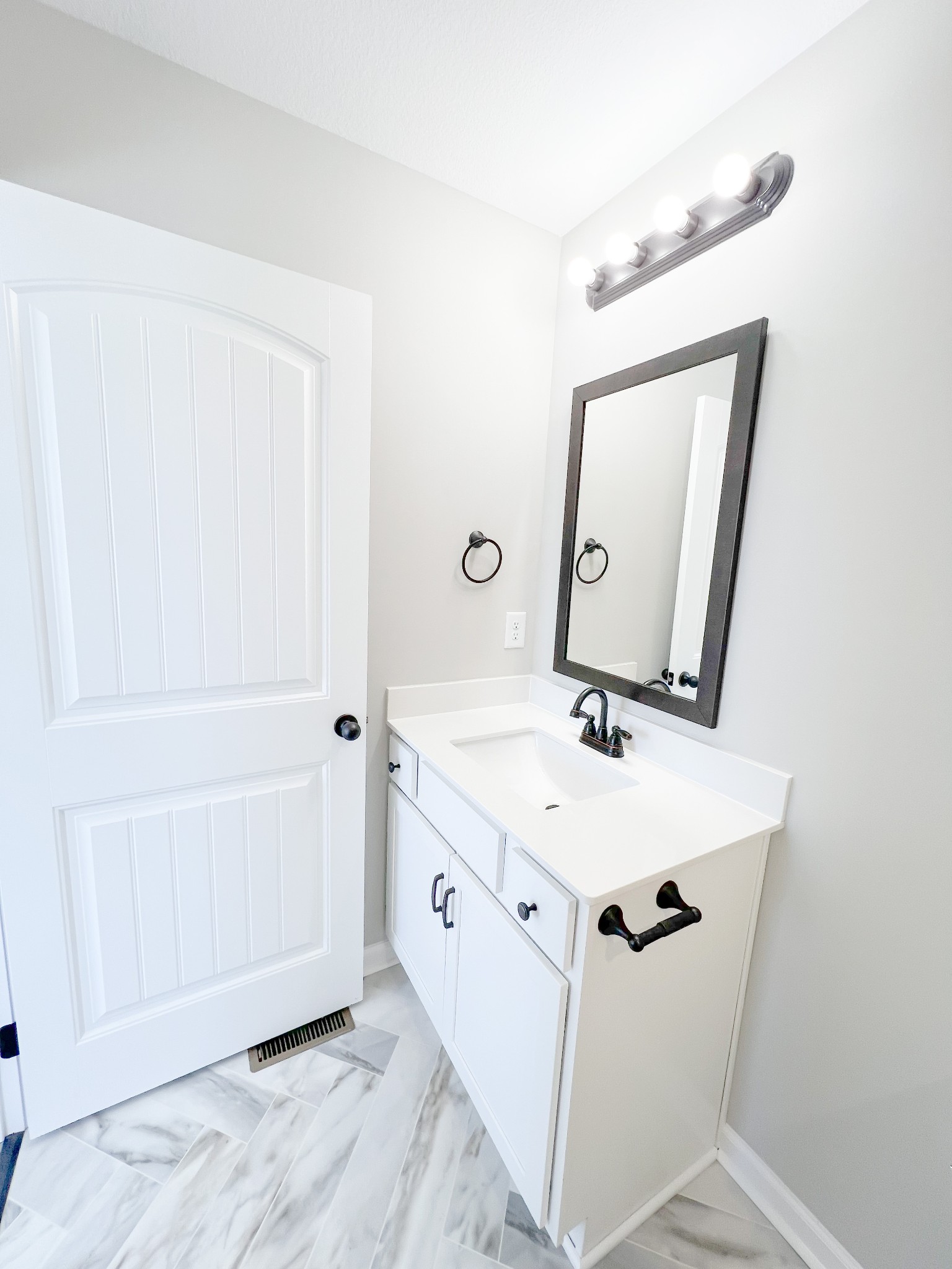 2208 Eldos Trace Cir Property Photo 15