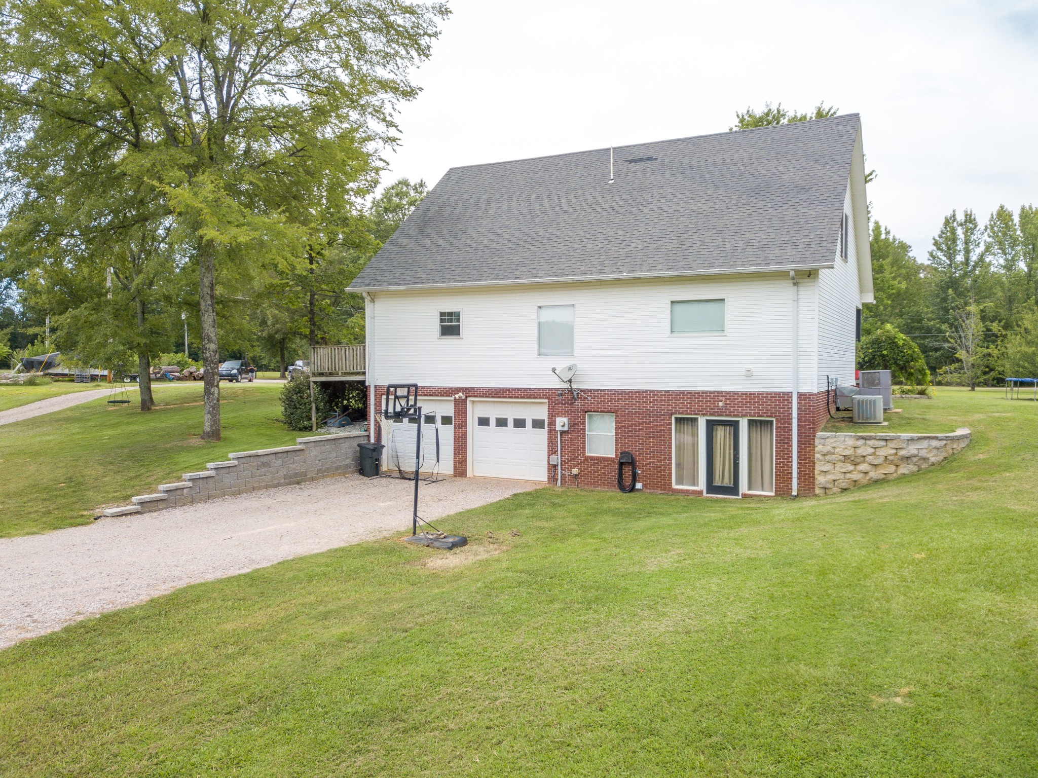 210 Jaggers Ln Property Photo 45
