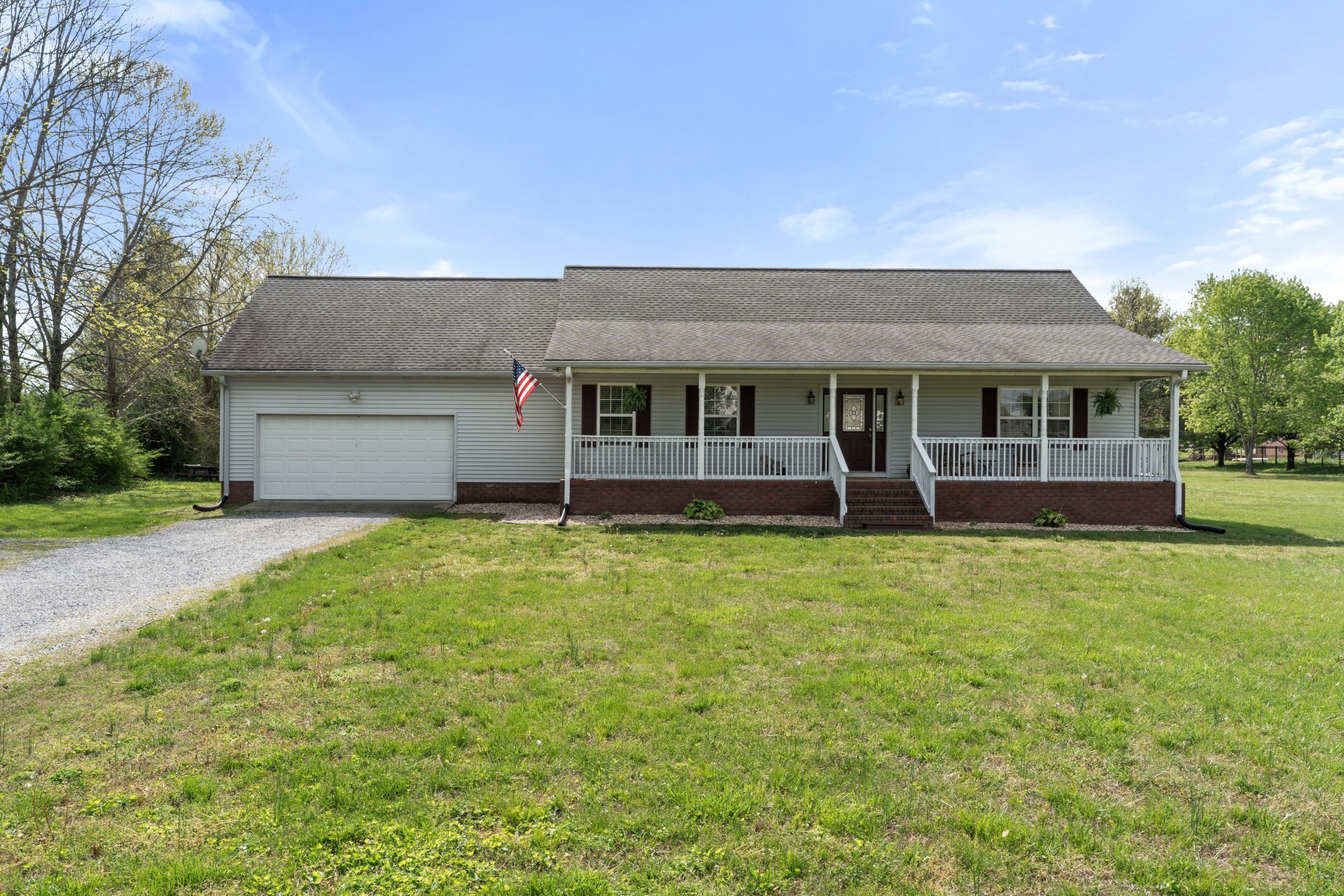 140 Byars Ln Property Photo