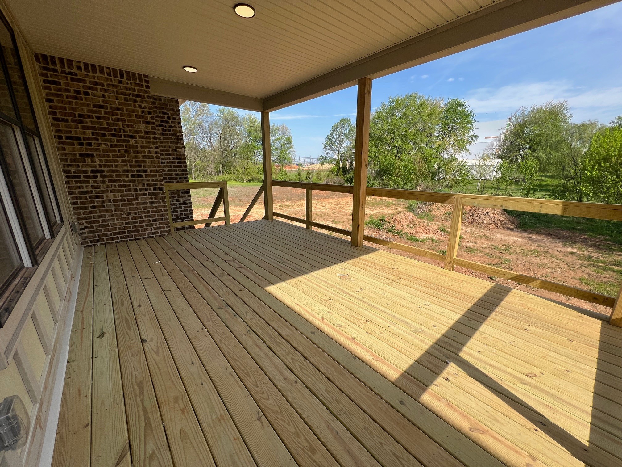 1148 Archibald Dr Property Photo 2