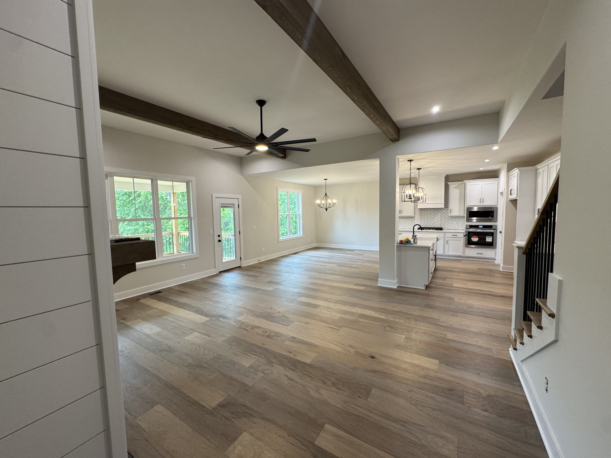 1148 Archibald Dr Property Photo 8