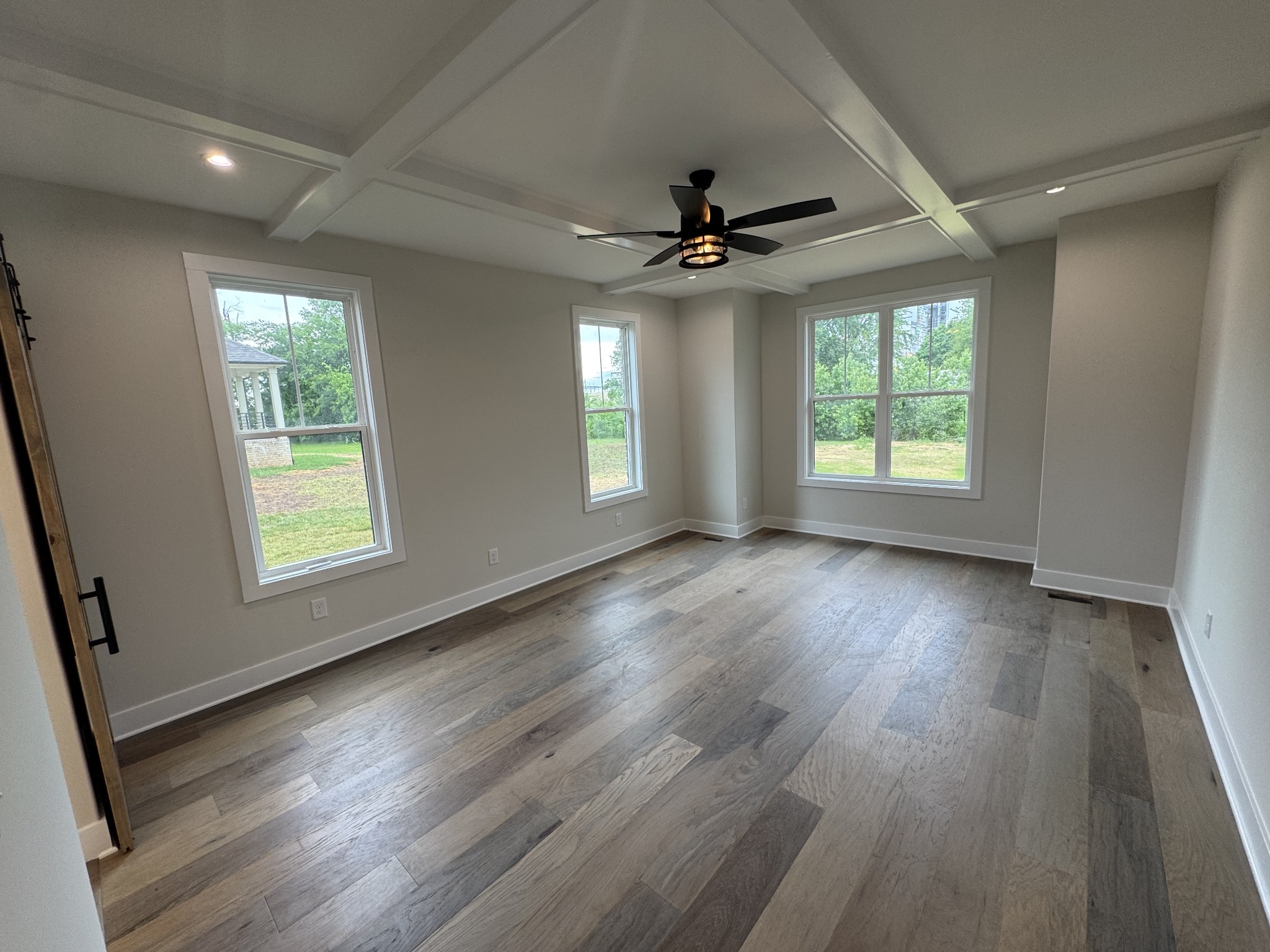 1148 Archibald Dr Property Photo 14