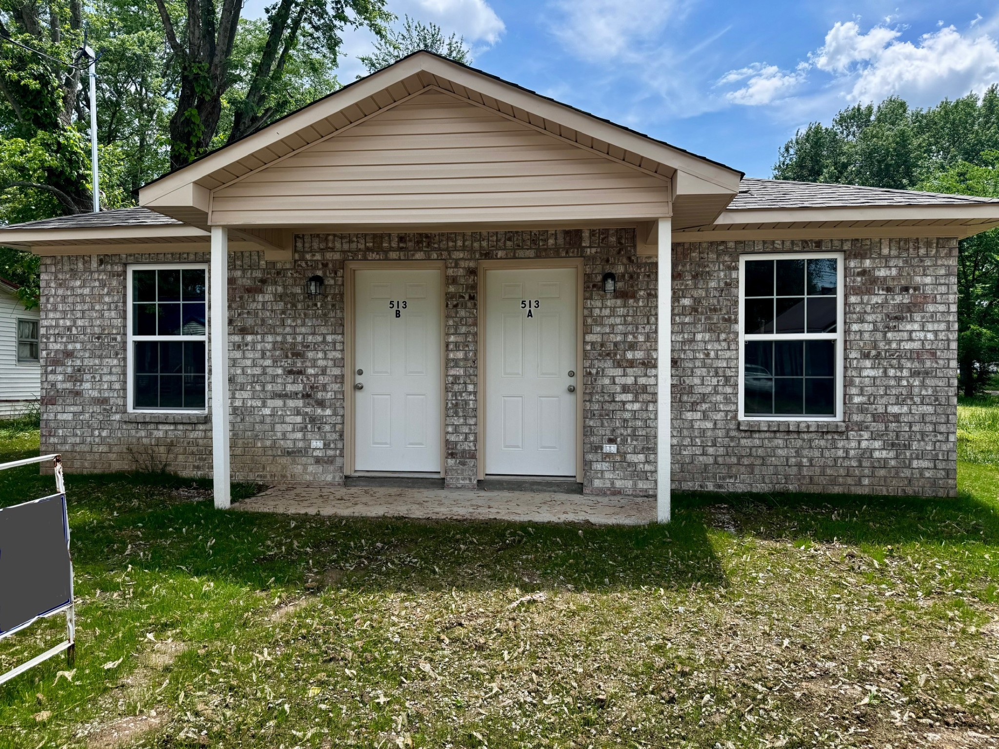 513 5th St Property Photo