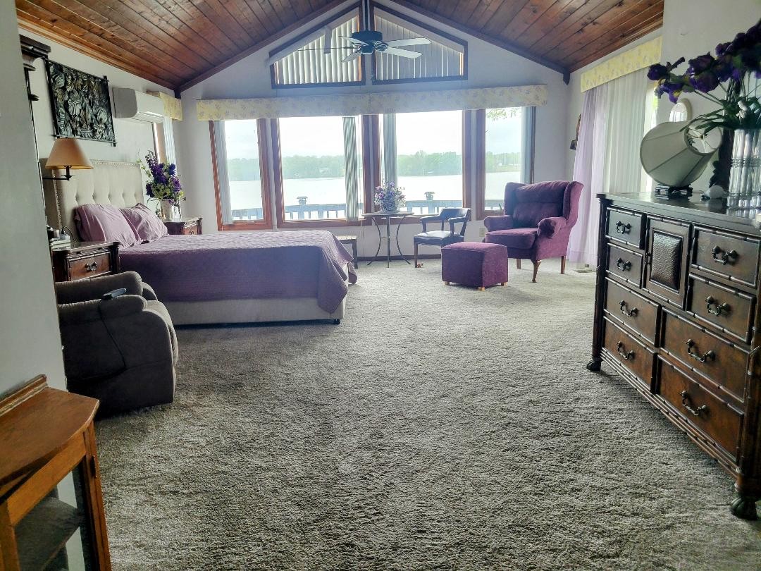 1203 Shoreside Drive Property Photo 12