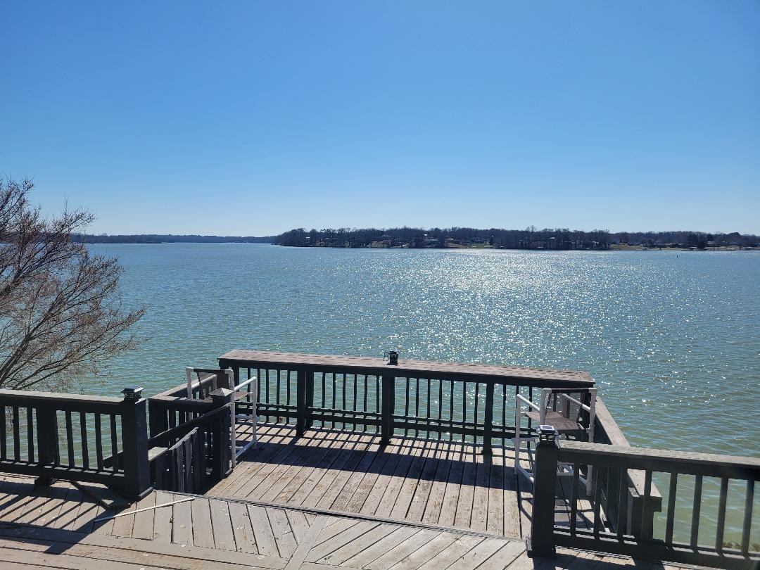 1203 Shoreside Dr Property Photo
