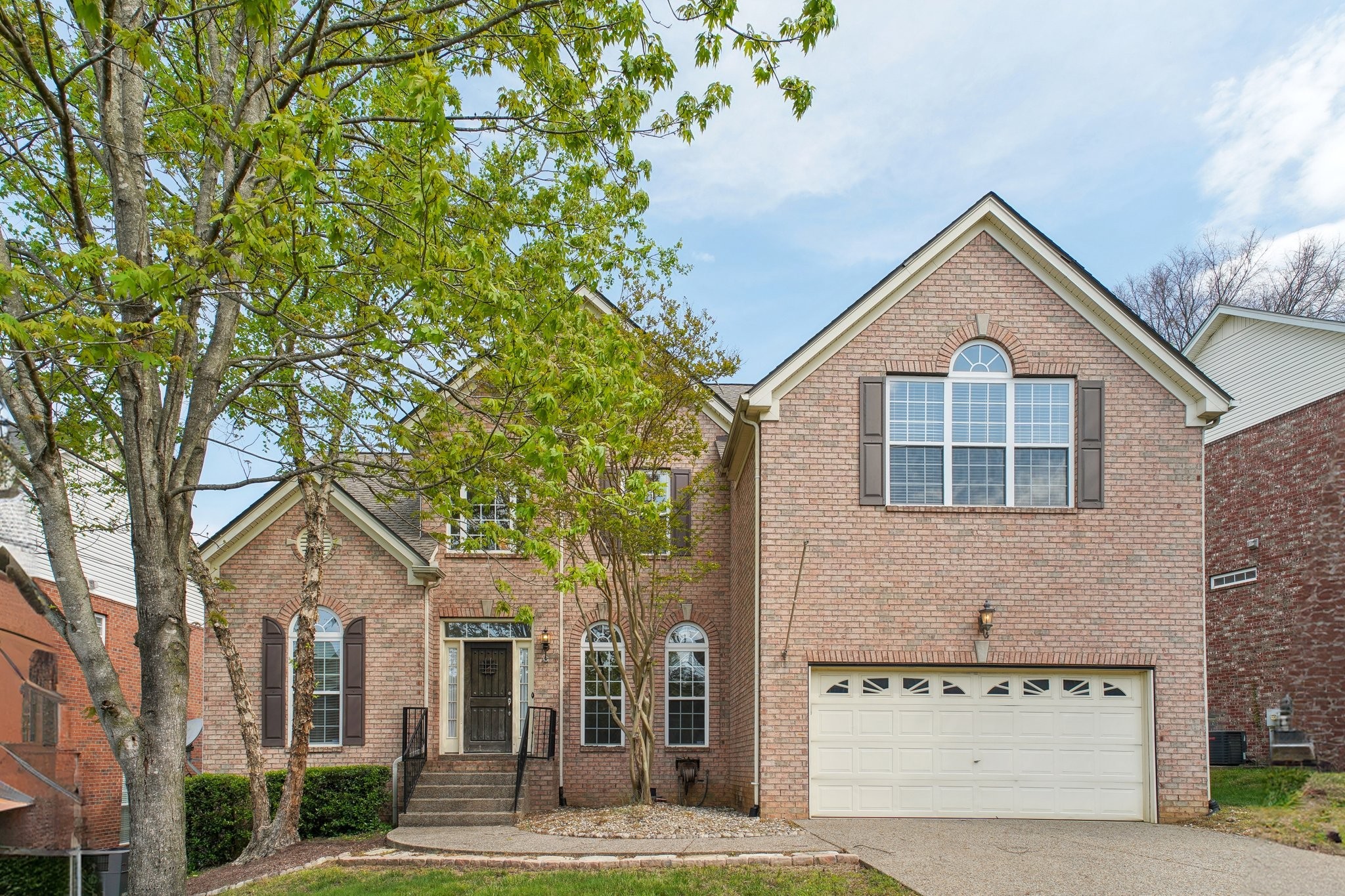120 Herons Nest Ln Property Photo 1
