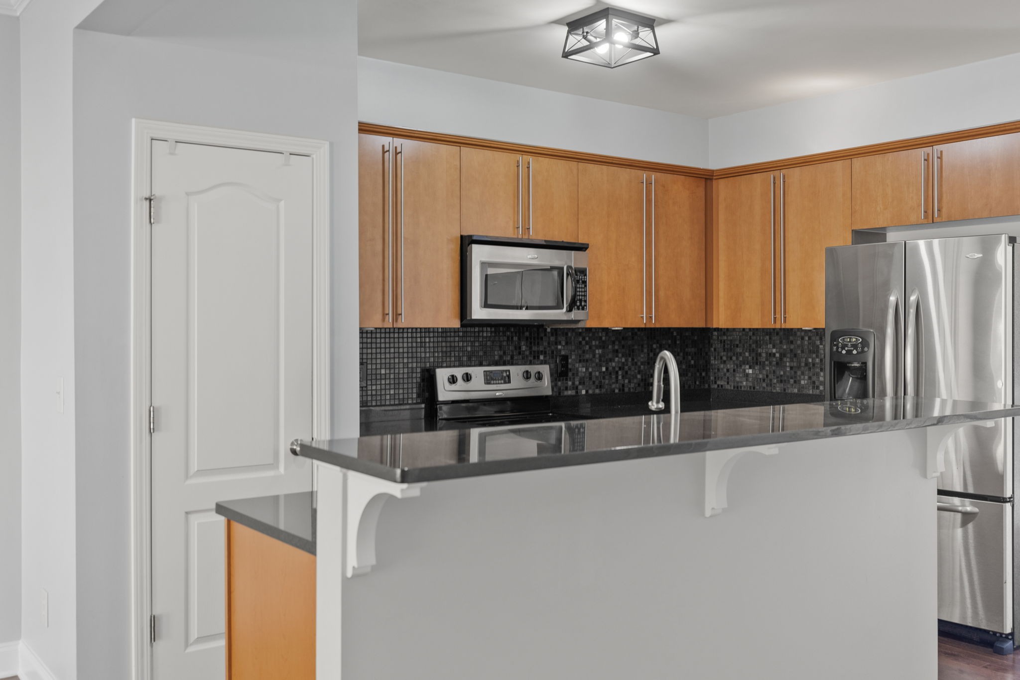 1068 Woodbury Falls Dr Property Photo 10