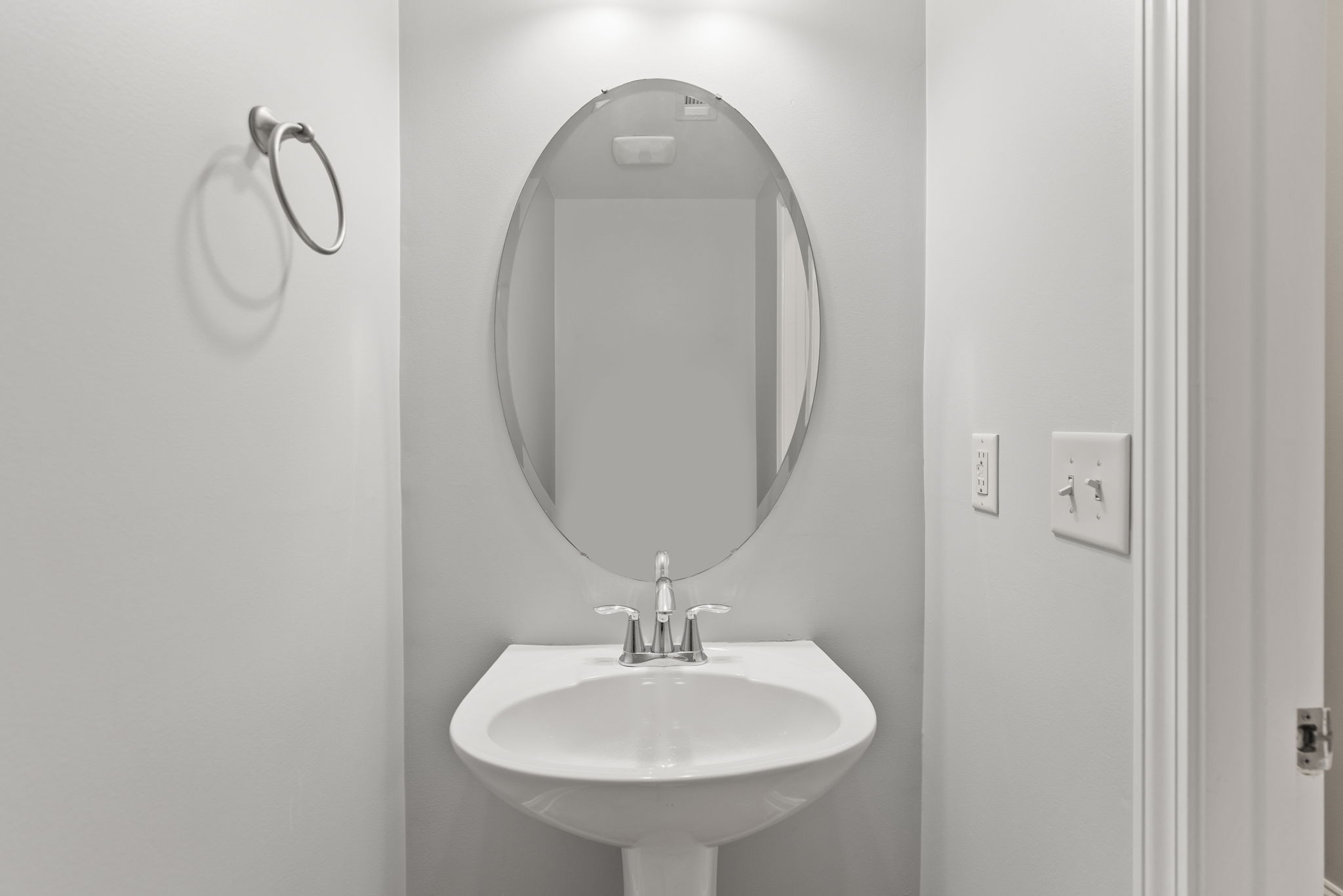 1068 Woodbury Falls Dr Property Photo 36
