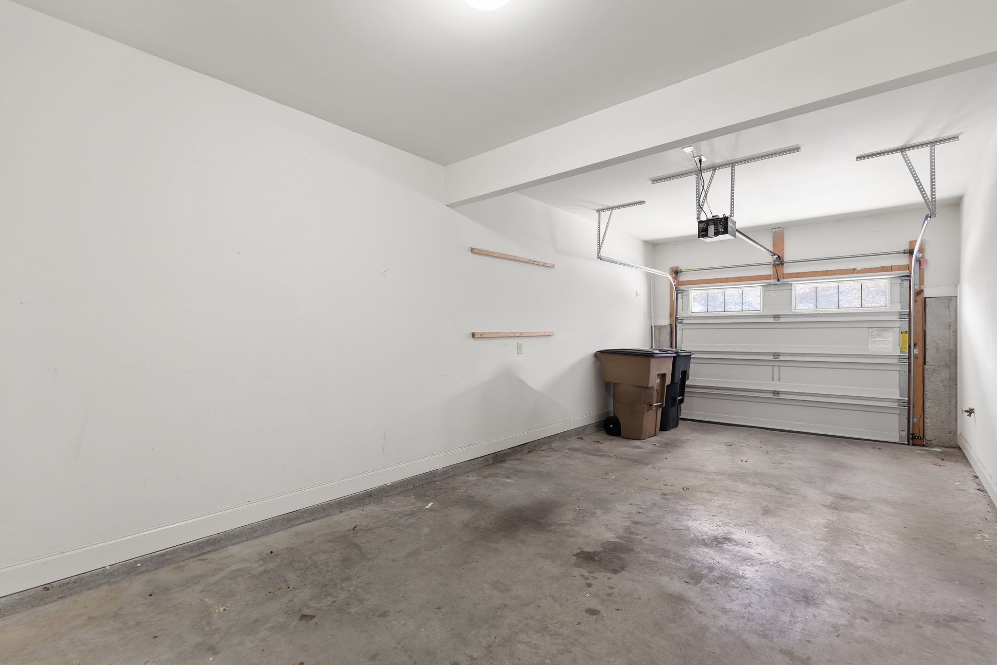 1068 Woodbury Falls Dr Property Photo 37