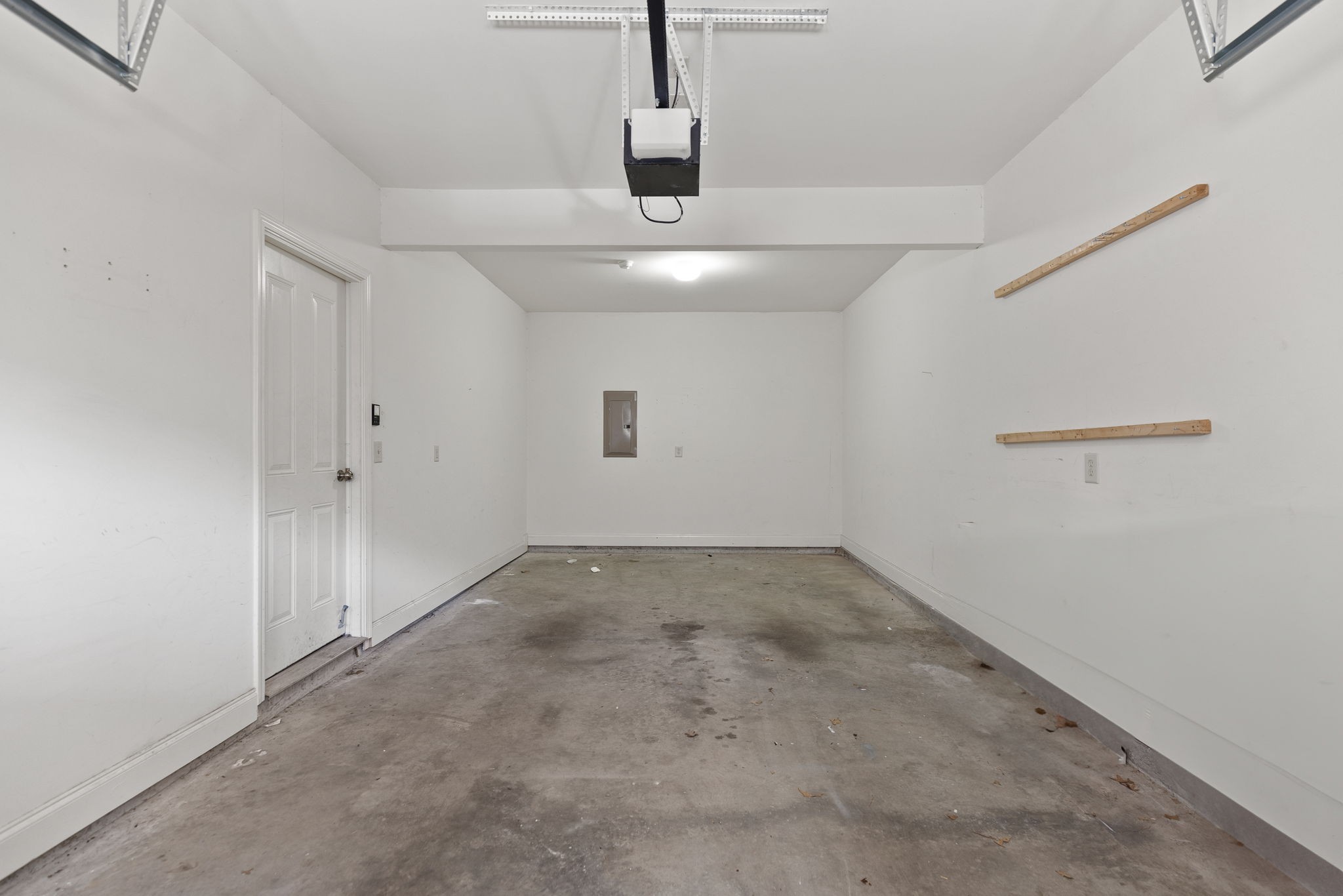 1068 Woodbury Falls Dr Property Photo 38