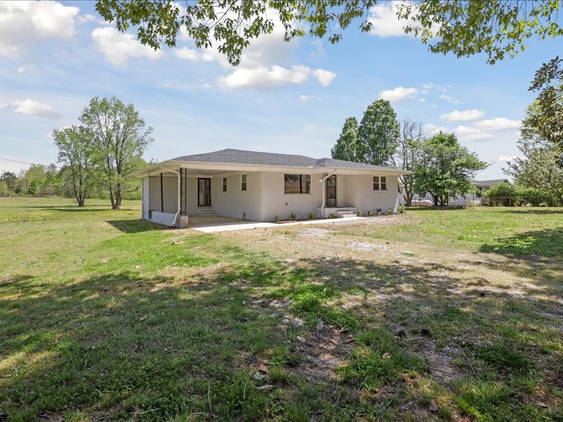 2725 Porter Rd Property Photo 1