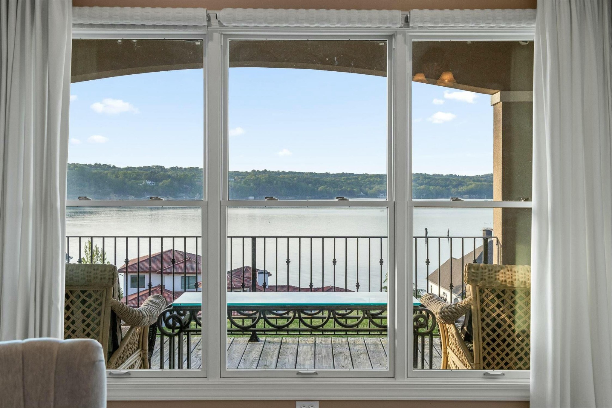 4490 Sailmaker Circle Property Photo 28