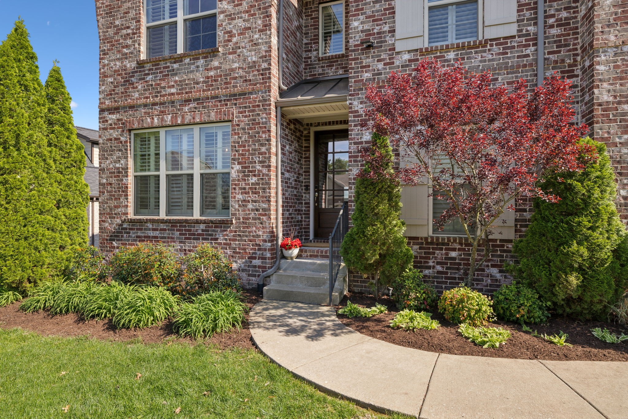 509 Fort Lee Ct Property Photo 4