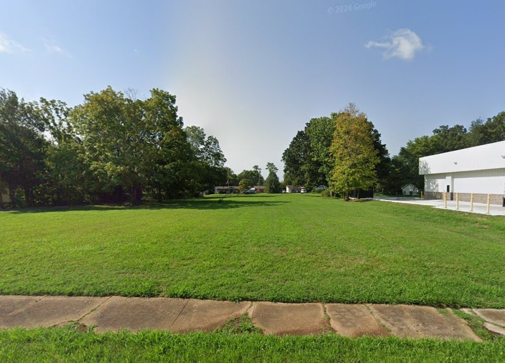 White Bluff Real Estate Listings Main Image