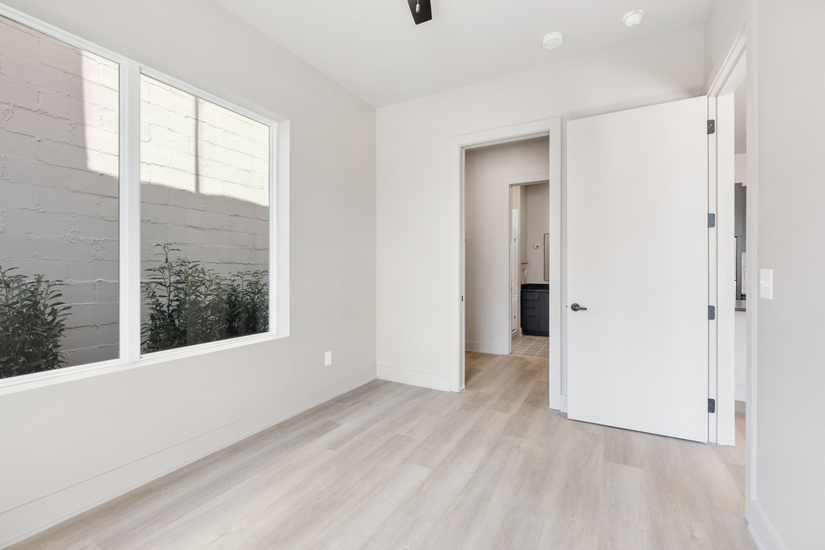 1090 Haysboro Ave Property Photo 18