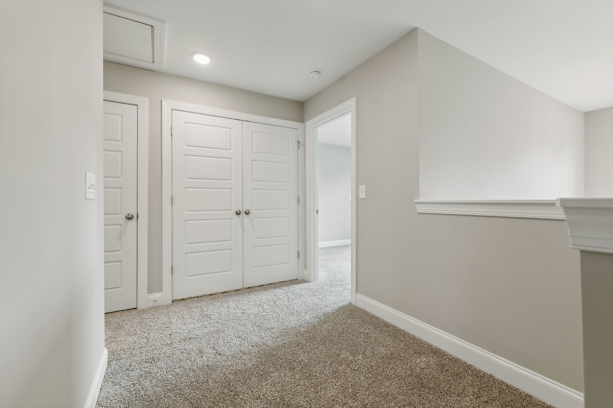 562 Twyla Dr Property Photo 13